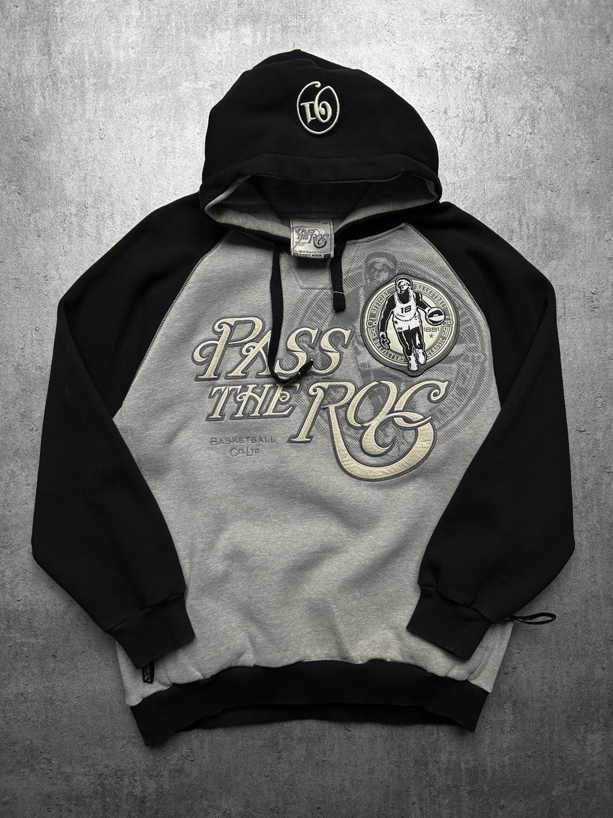Jordan Brand × Vintage Vintage hoodie crewneck Basketball Sweatshirt Pass The Roc Size US L / EU 52-54 / 3 - 1 Thumbnail