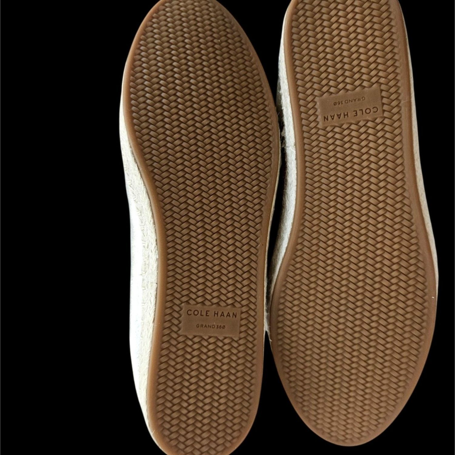 Cole Haan Cole Haan Platinum Gold Leather Espadrille Flats Size 9B Gra Size US 9 / IT 39 - 6 Thumbnail