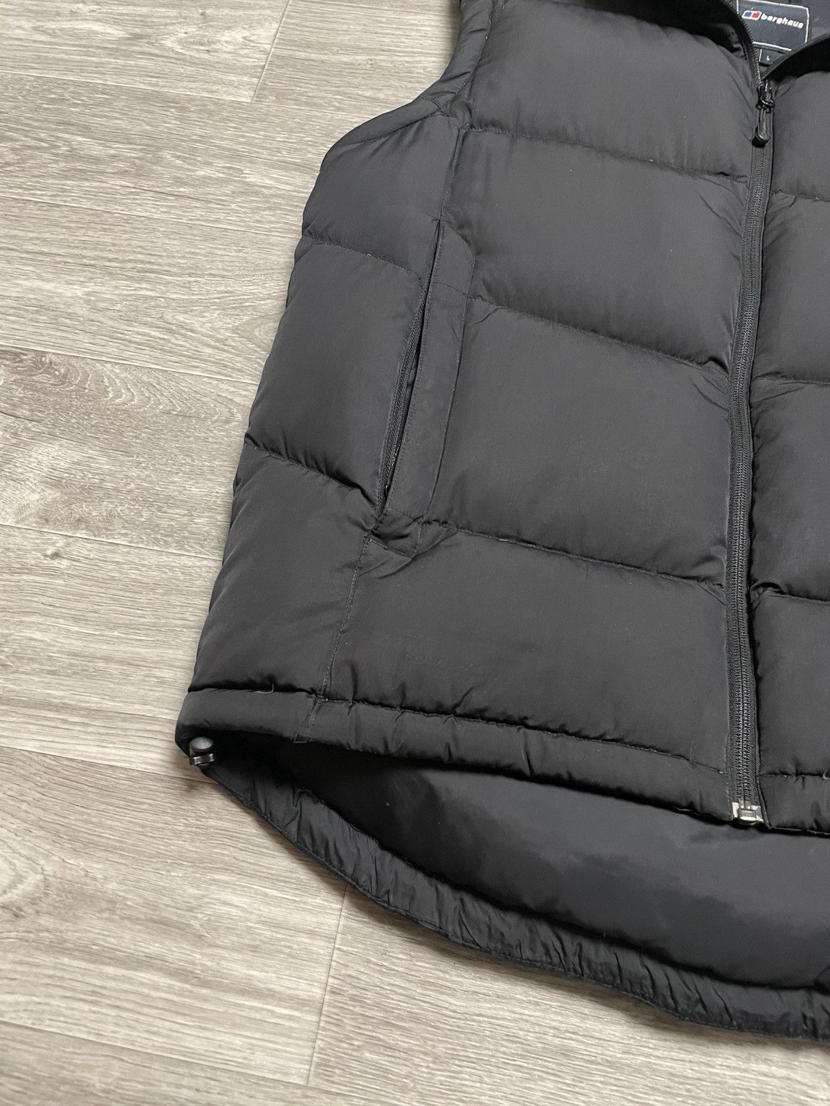 Berghaus Vintage Berghaus Down 500 Puffer Vest Winter Outdoor Size US L / EU 52-54 / 3 - 4 Thumbnail