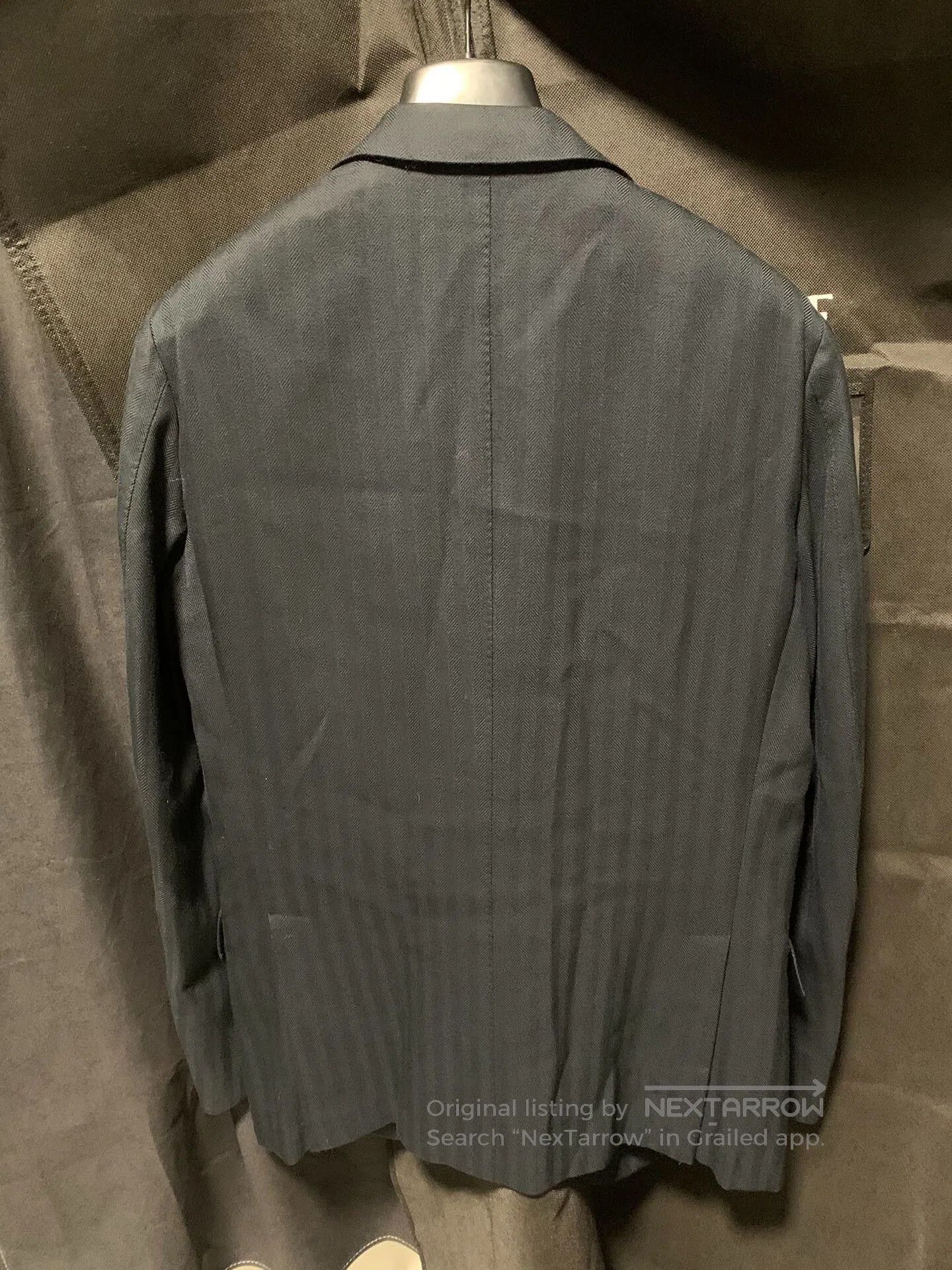 Ermenegildo Zegna navy blue cashmere tailored blazer. Size US M / EU 48-50 / 2 - 7 Thumbnail