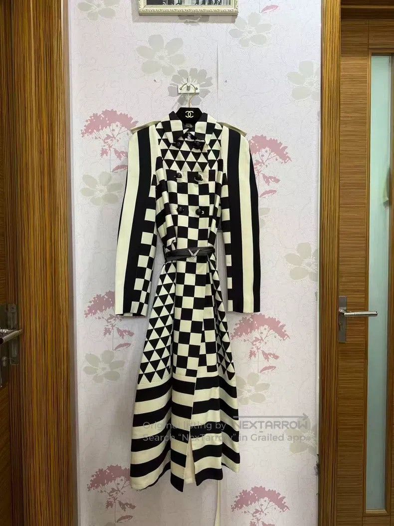 Valentino Valentino Long skirt Size S / US 4 / IT 40 - 1 Thumbnail