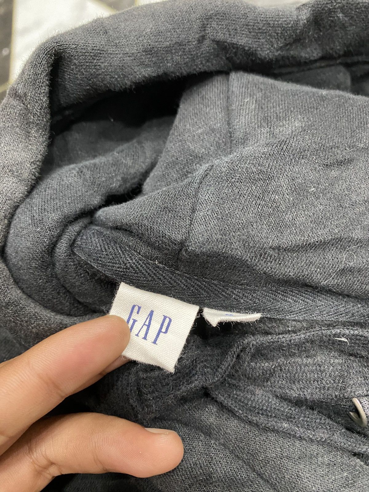 Gap Gap hoodie super true black Size US M / EU 48-50 / 2 - 3 Thumbnail
