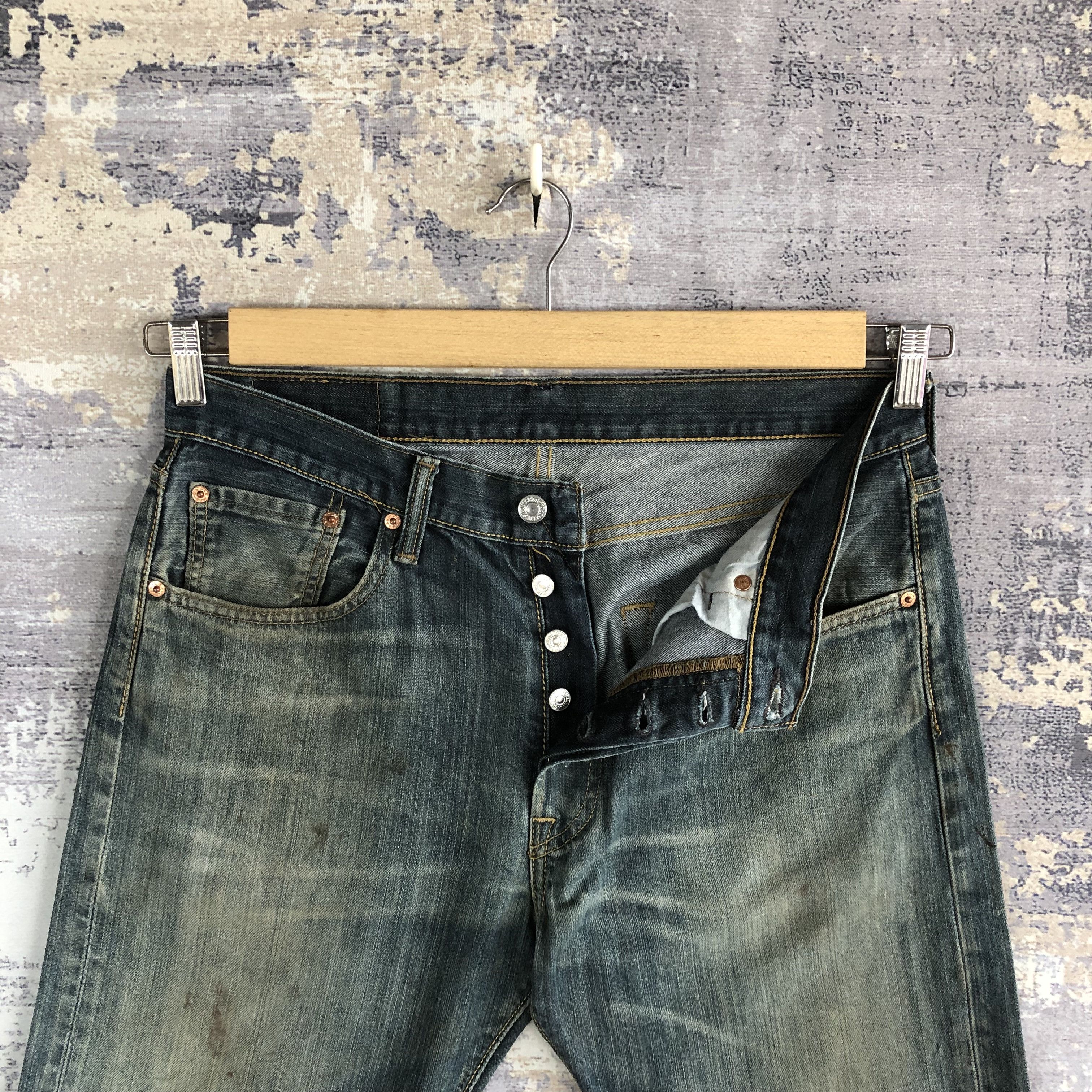 Levi's Vintage Levis 501 Distressed Jeans Levi's Faded Denim Size US 32 / EU 48 - 5 Thumbnail