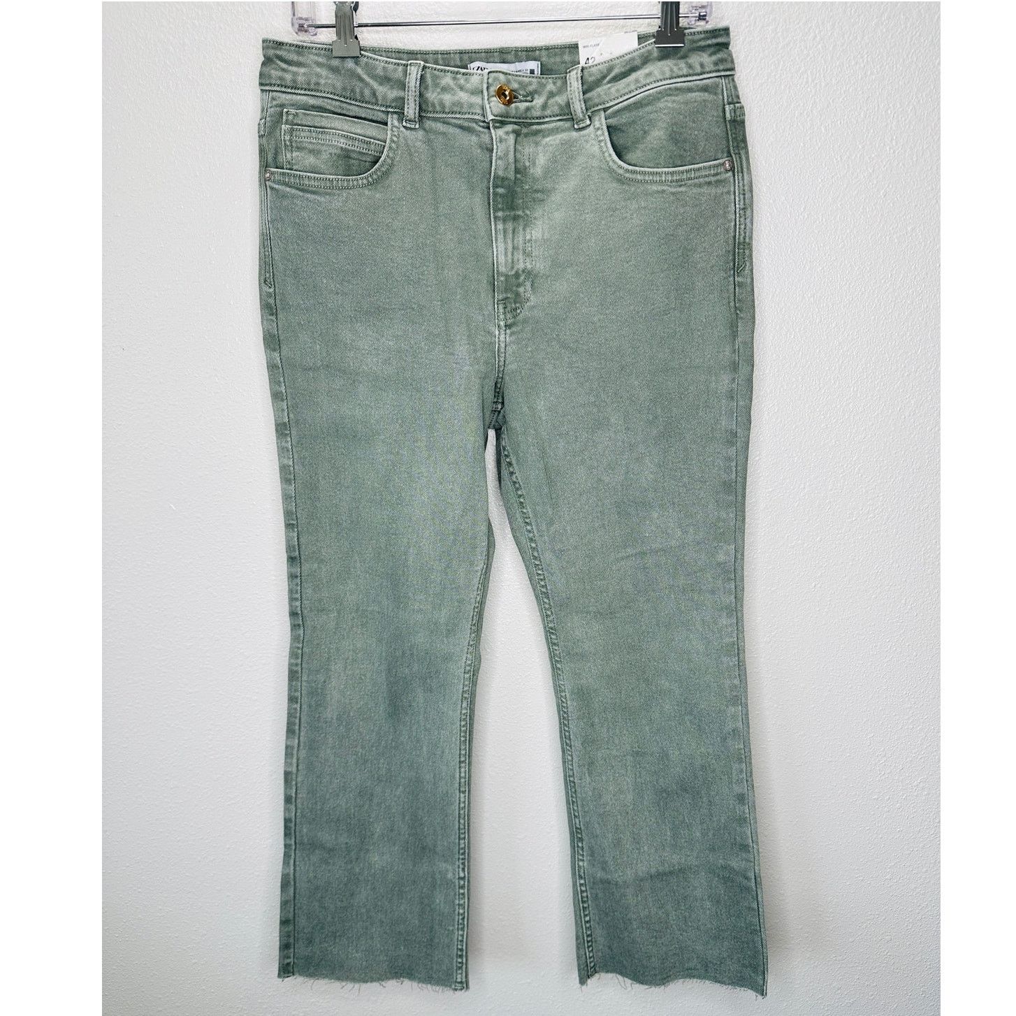 Zara NWT Zara Olive Mini Flare High Rise Flare Leg Ankle Jean 10 Size 32" / US 10 / IT 46 - 2 Thumbnail