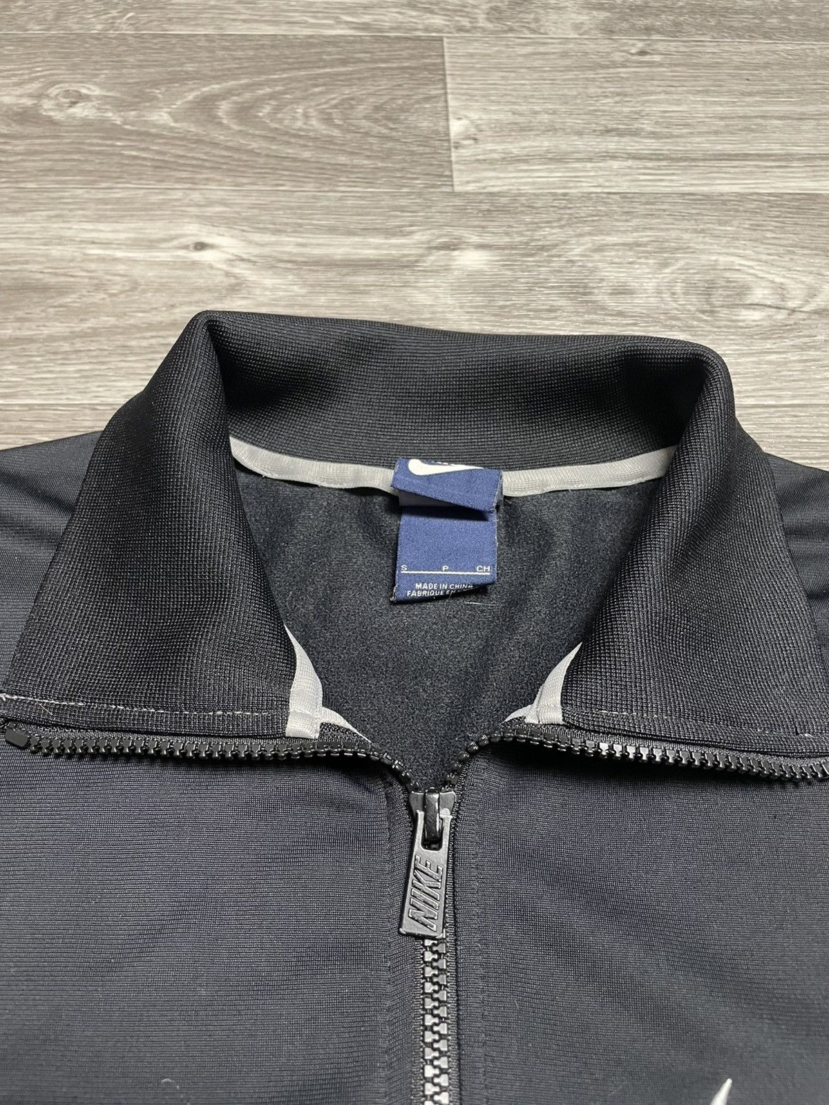 Nike Vintage Nike Black Truck Jacket Drill Y2K Size US S / EU 44-46 / 1 - 13 Thumbnail