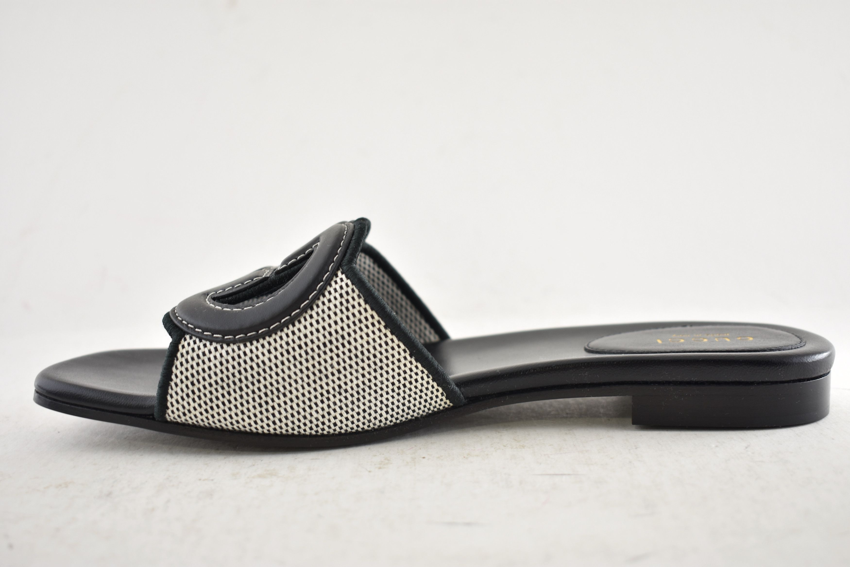 Gucci Gucci GG Interlocking Logo Canvas Flat Slide Sandal 42 Size US 12 / IT 42 - 14 Thumbnail