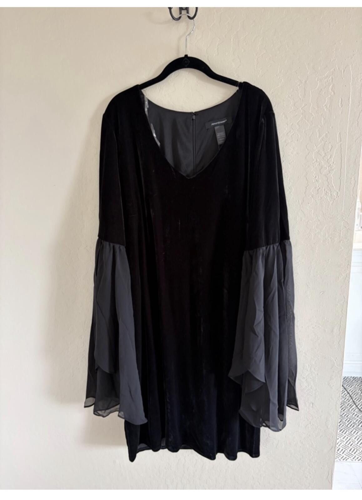 Other Ashley Stewart Black Velvet Dress with Scoop Neck Size 3XL / US 20-22 - 1 Thumbnail
