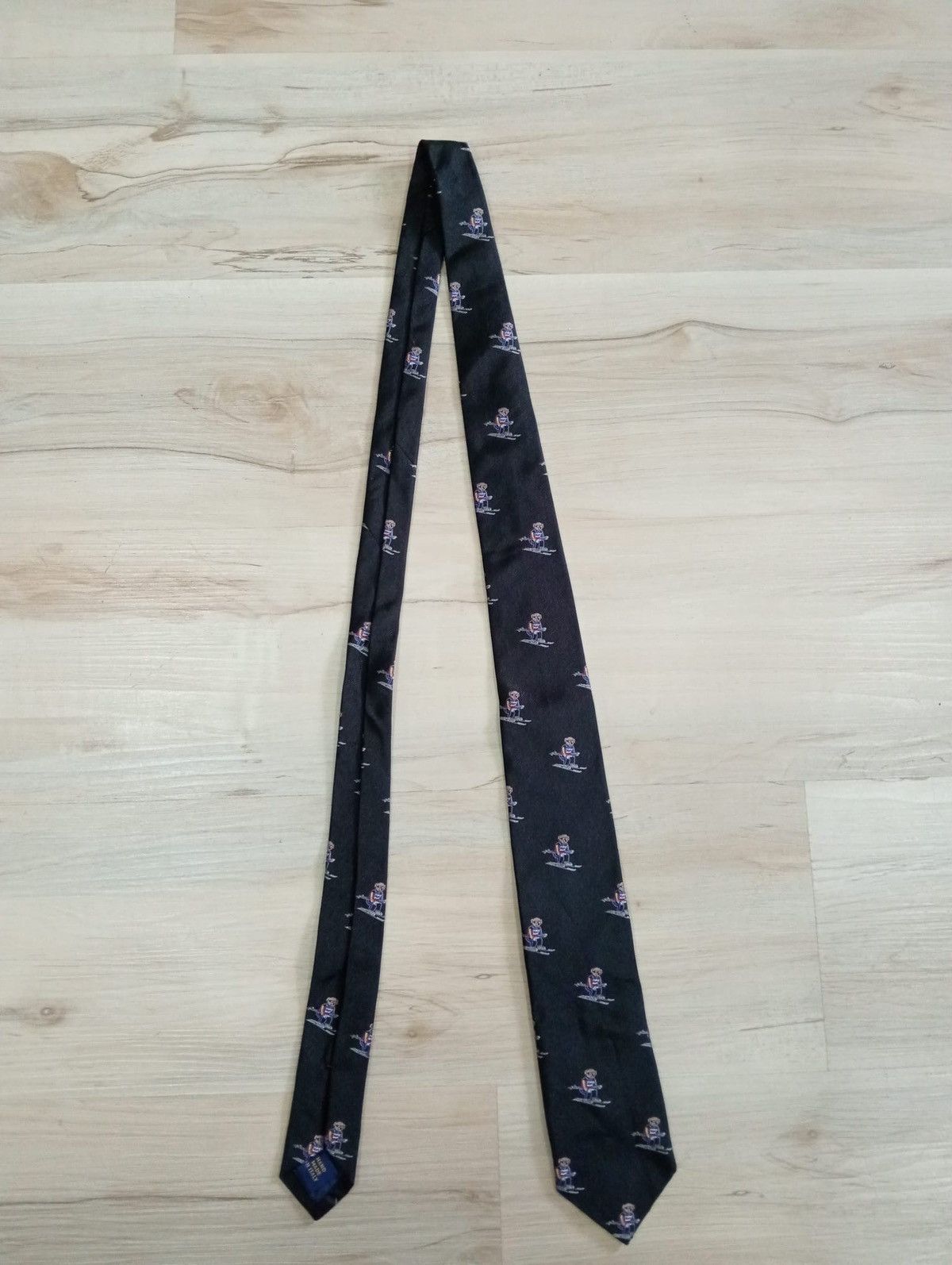 Polo Ralph Lauren Polo Ralph Lauren Bear ice skiing nectie Size ONE SIZE - 1 Thumbnail