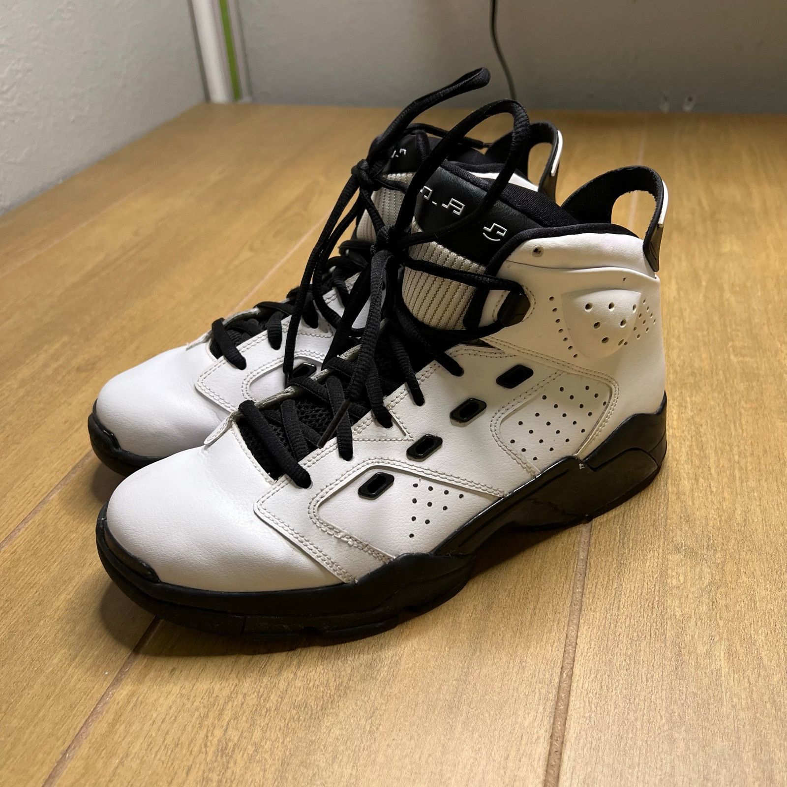 Nike Nike Air Jordan Shoes "Motorsports" White Black Mens Size 9 Size US 9 / EU 42 - 12 Thumbnail