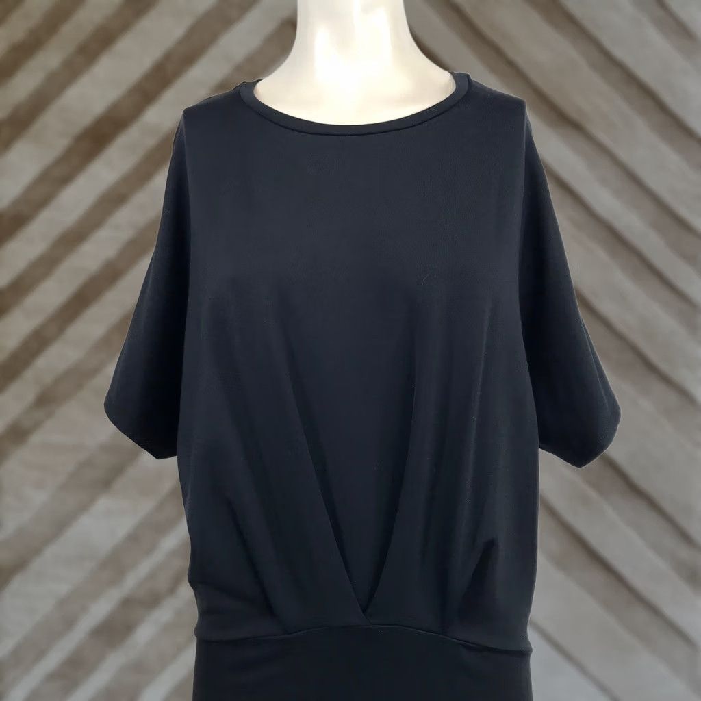 Athleta Athleta Dress Shirt Womens Black Short Sleeve Draped Pleated Front Blouson Crew Neck Size S Size 28" / US 6 / IT 42 - 1 Thumbnail