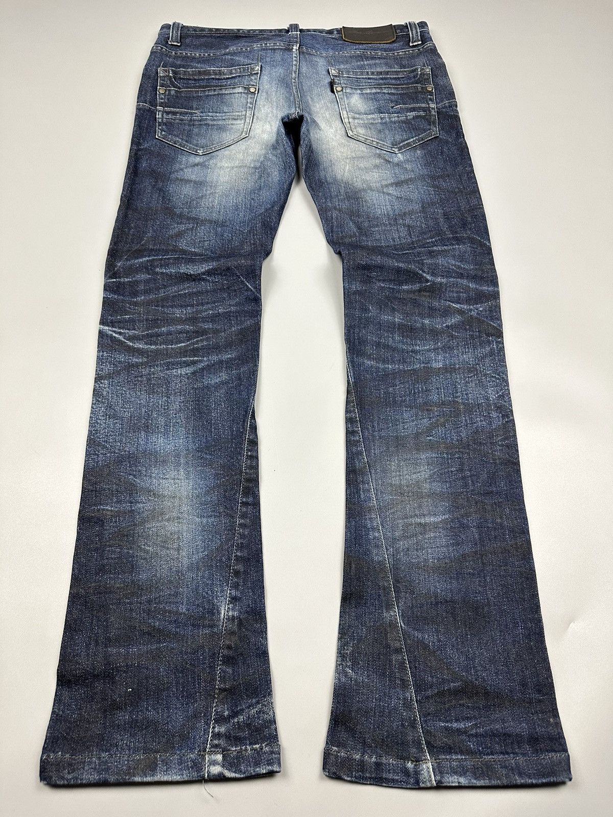 Tornado Mart 🔥Flared🔥Tornado Mart Whiskered Design Flared Jeans Size US 31 - 6 Thumbnail