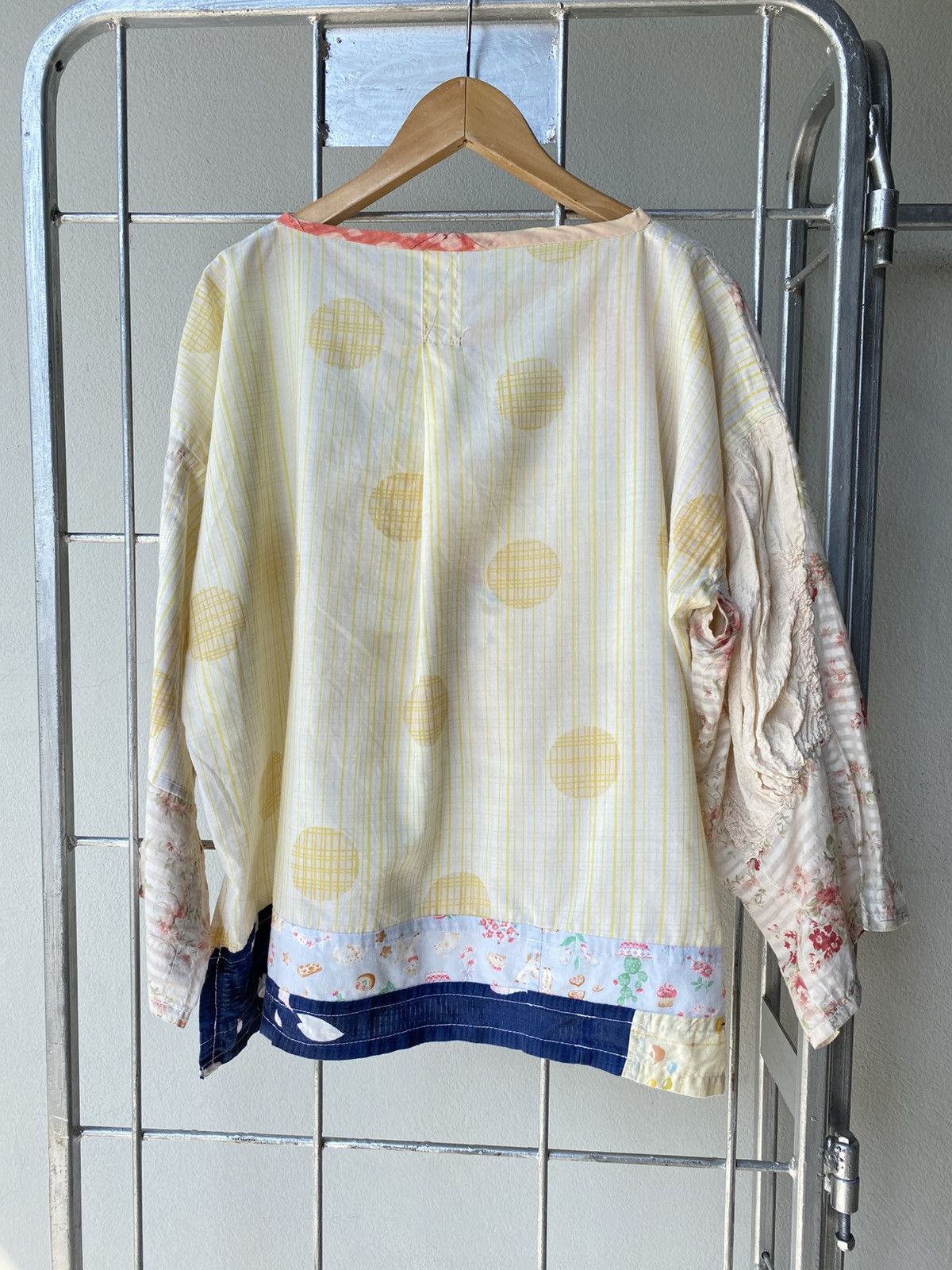 Designer × Japanese Brand Light Yellow Vintage Floral Blouse Size M / US 6-8 / IT 42-44 - 2 Thumbnail