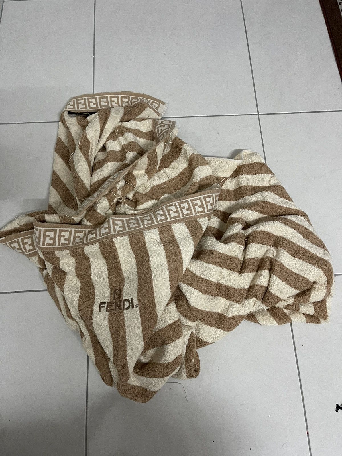 Designer × Fendi VINTAGE FENDI BLANKET VERY RARE Size ONE SIZE - 4 Thumbnail
