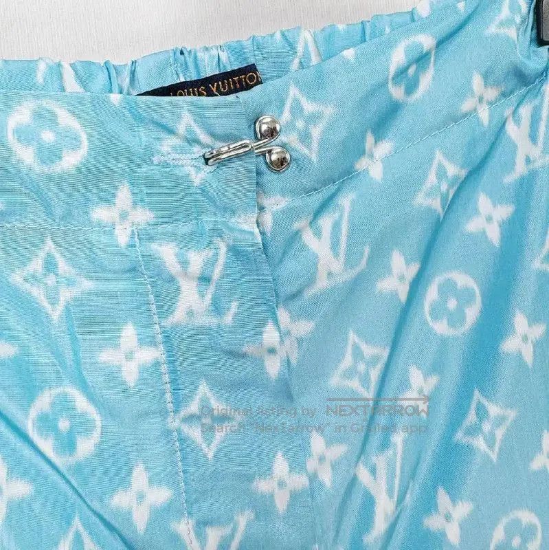 Louis Vuitton Louis Vuitton XS Blue Casual Pants . Size 22" - 2 Thumbnail