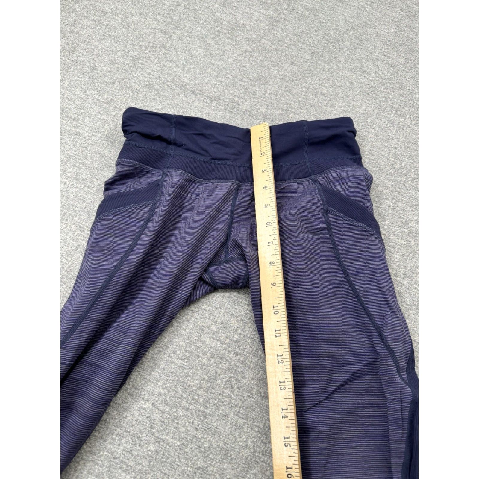 Lululemon Lululemon Leggings Chase Me Crop Size 6 Purple Blue 18” Striped Womens Size 28" / US 6 / IT 42 - 5 Thumbnail