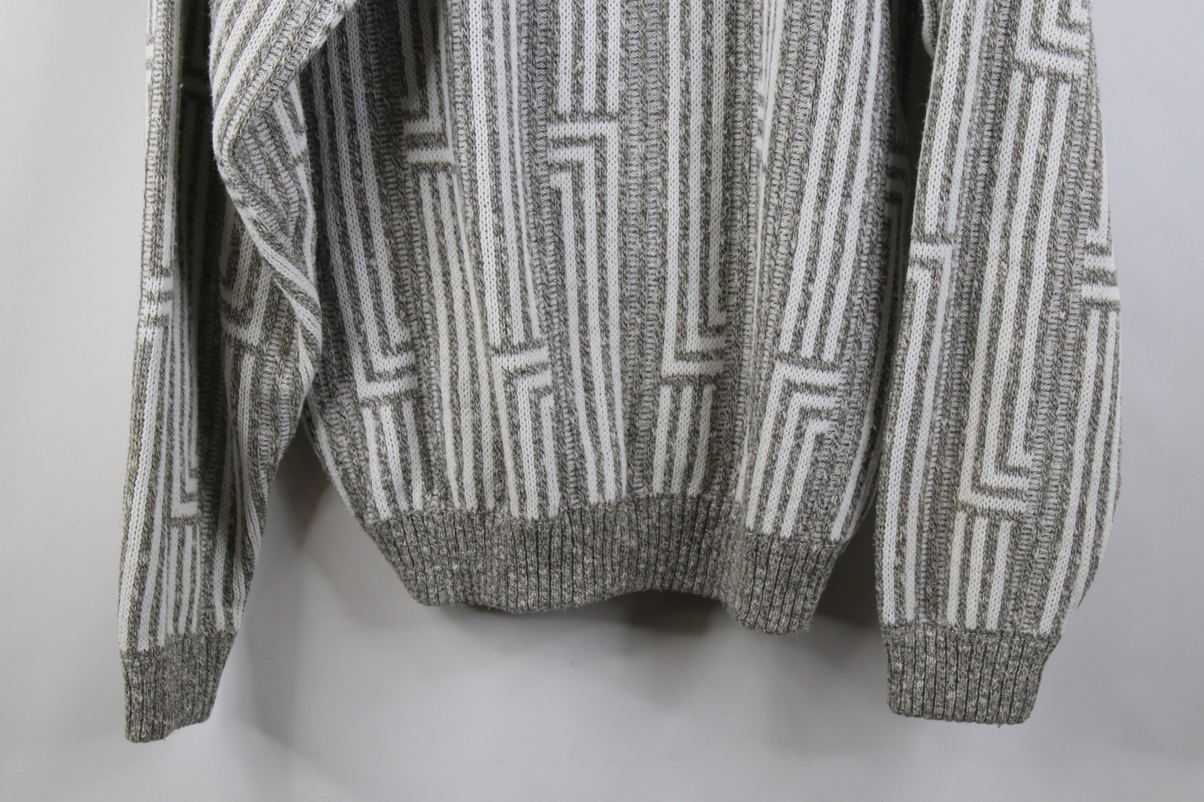 Vintage Vintage 90s Streetwear Trippy Knit Cardigan Sweater Gray Size US S / EU 44-46 / 1 - 11 Thumbnail