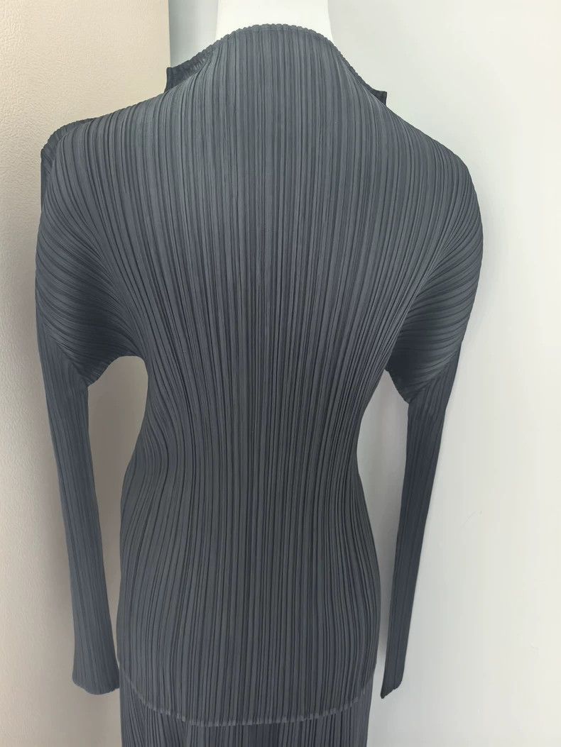 Issey Miyake issey miyake size:3 Black turtleneck top 2505-Nextarrow Size XXS / US 00 / IT 34 - 5 Thumbnail
