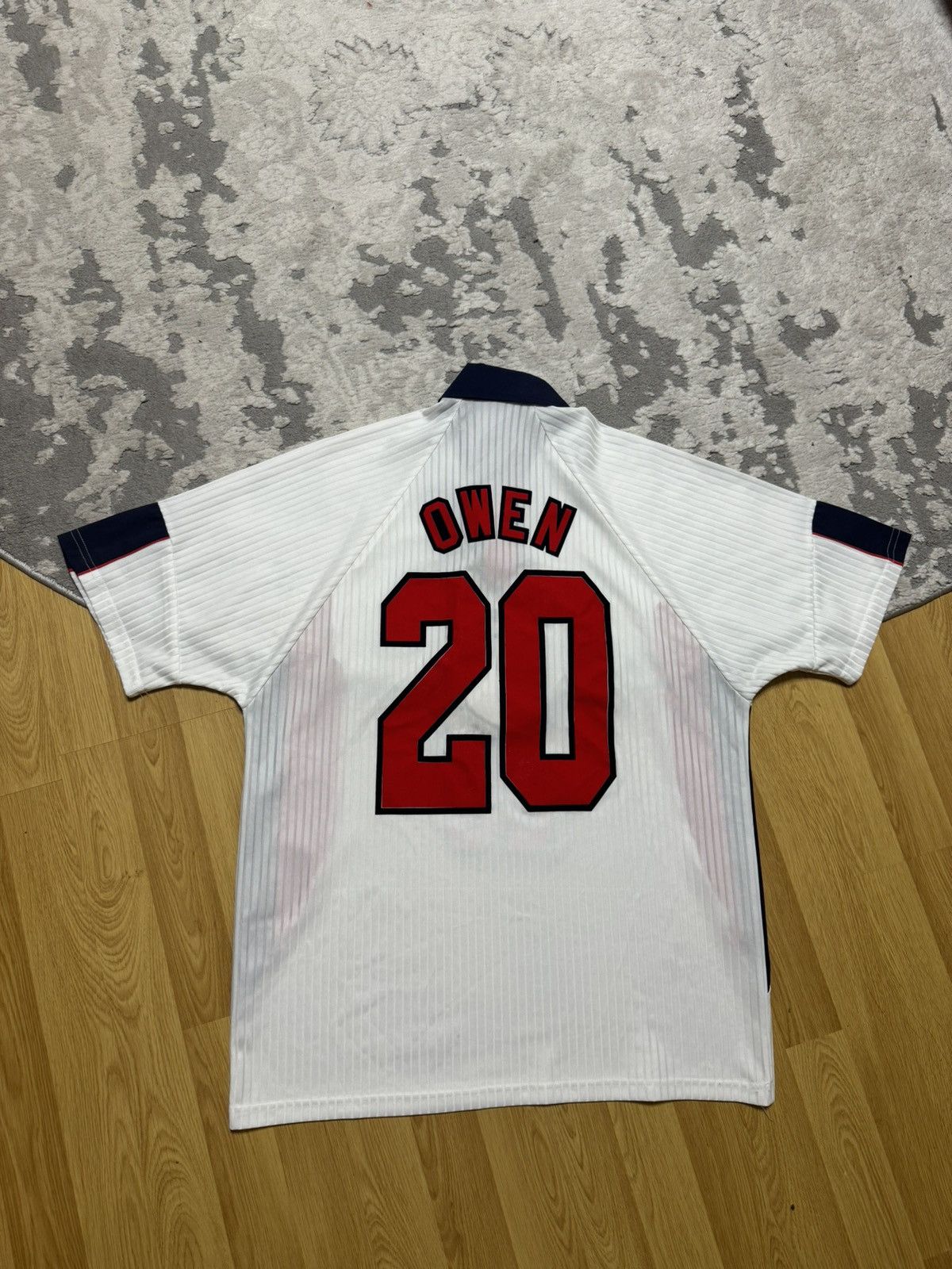 Umbro × Vintage Umbro 1998 England 'World Cup' Home Shirt Owen #20 Size US L / EU 52-54 / 3 - 2 Thumbnail