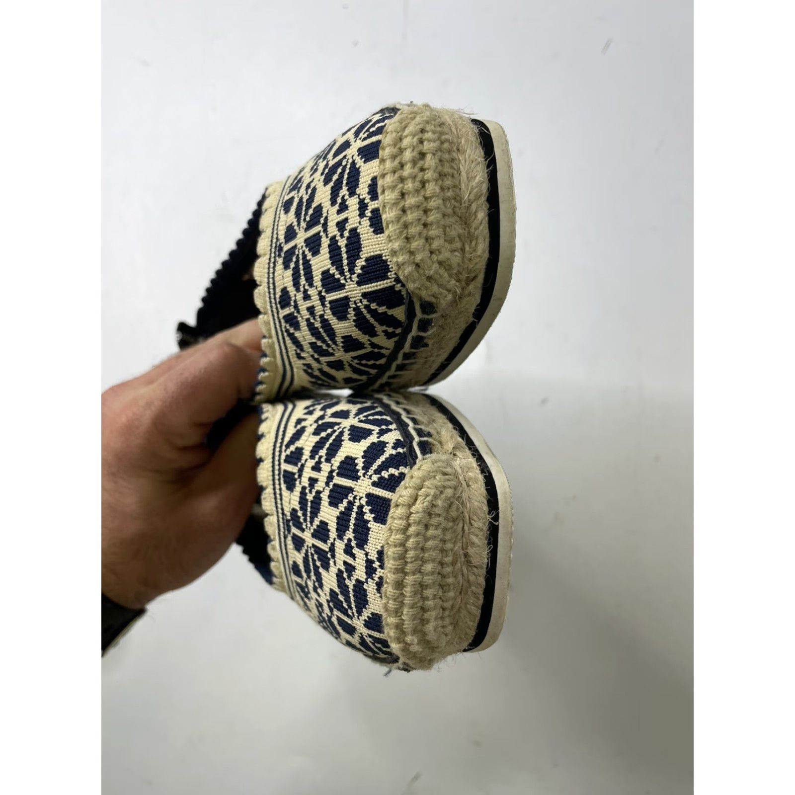 Vintage VINTAGE kate spade New York Women’s Floral Knit Espadrilles Size 8B Blue Flat Slip-On Cotton Blend Knit Size US 8 / IT 38 - 6 Thumbnail