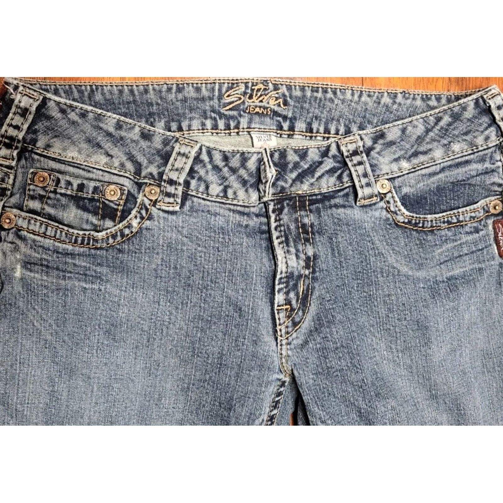 Silver Jeans Co. VINTAGE Silver Jeans Tuesday Bootcut Denim Blue 33x31 Med Wash Women’s Jeans Regular Stretch 5-Pocket Mid Rise(Bootcut) Womens Size 24" / US 00 / IT 34 - 3 Thumbnail