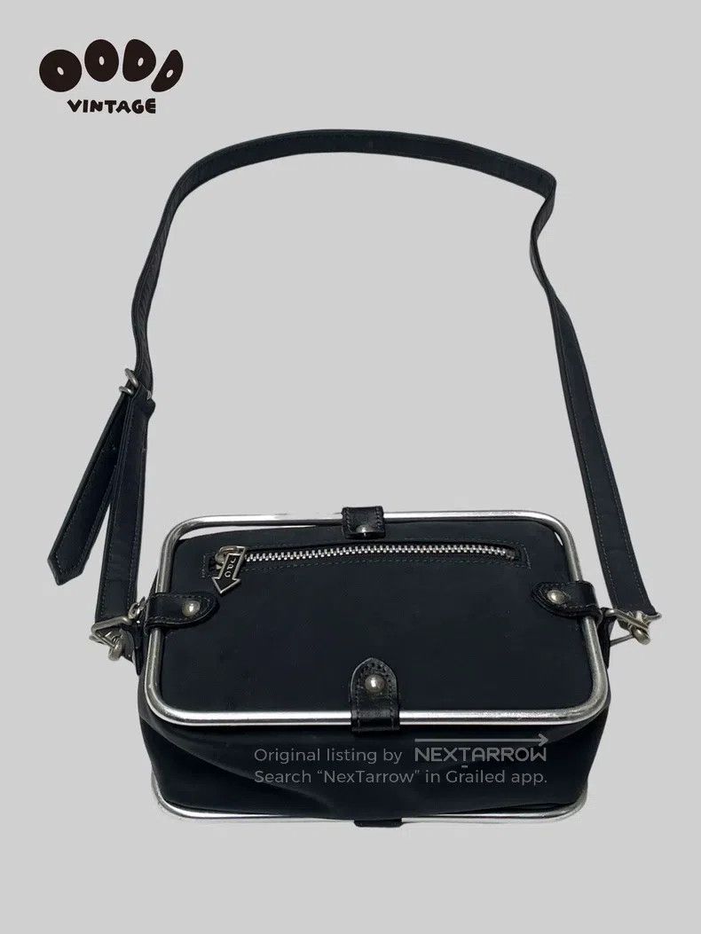 Louis Vuitton Louis Vuitton Jean Paul Gaultier JPG metal frame small sho Size ONE SIZE - 4 Thumbnail