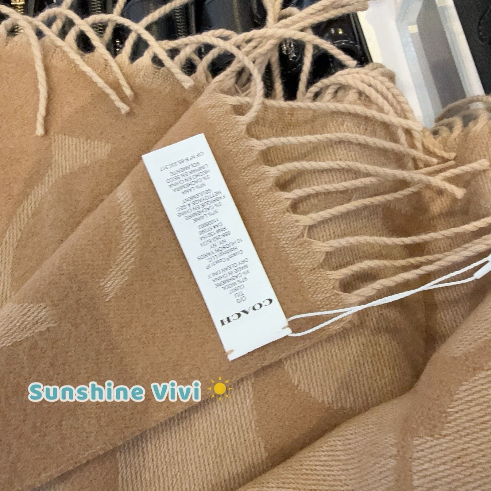 Coach NWT Coach Signature Oversized Scarf Muffler CU807 Camel Size ONE SIZE - 5 Thumbnail