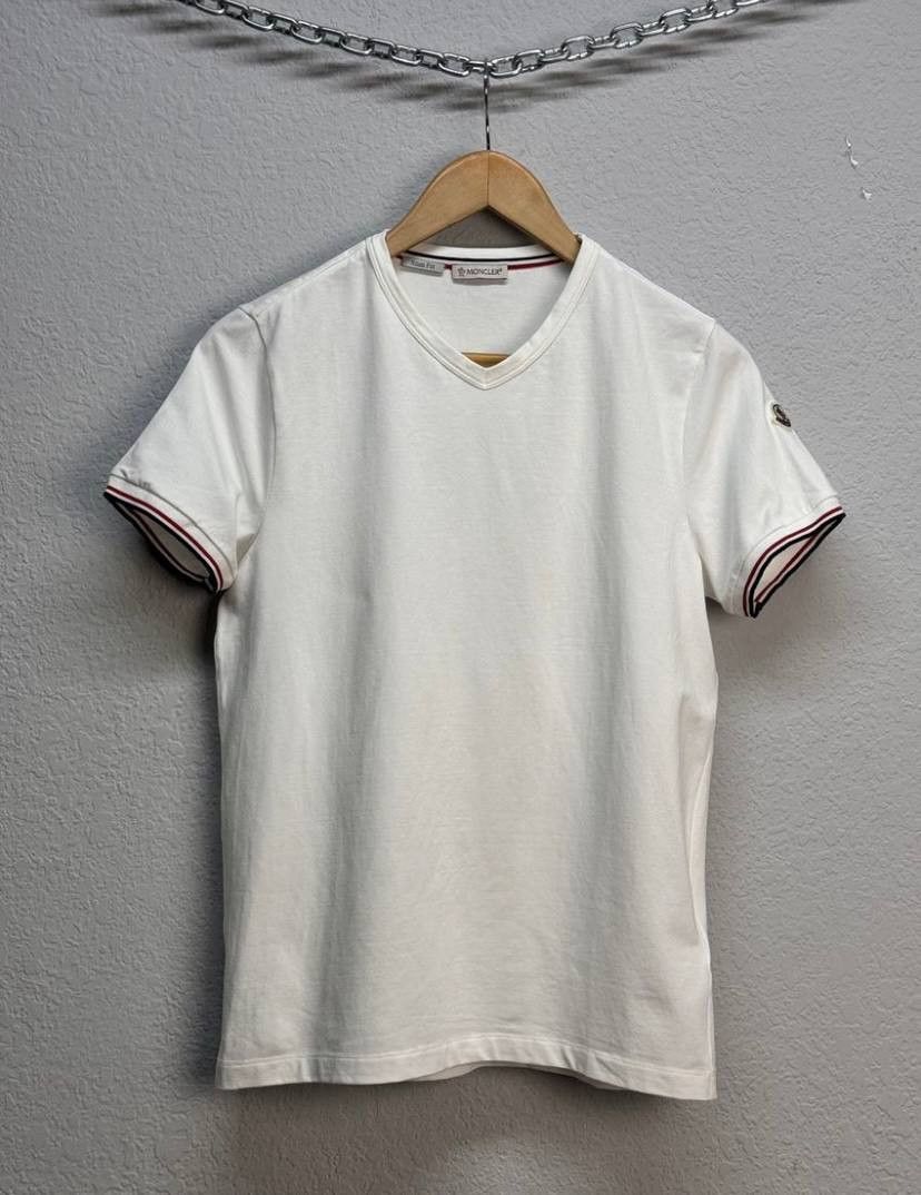 Moncler Moncler Vintage Luxury T-shirt Tee Size US S / EU 44-46 / 1 - 1 Thumbnail
