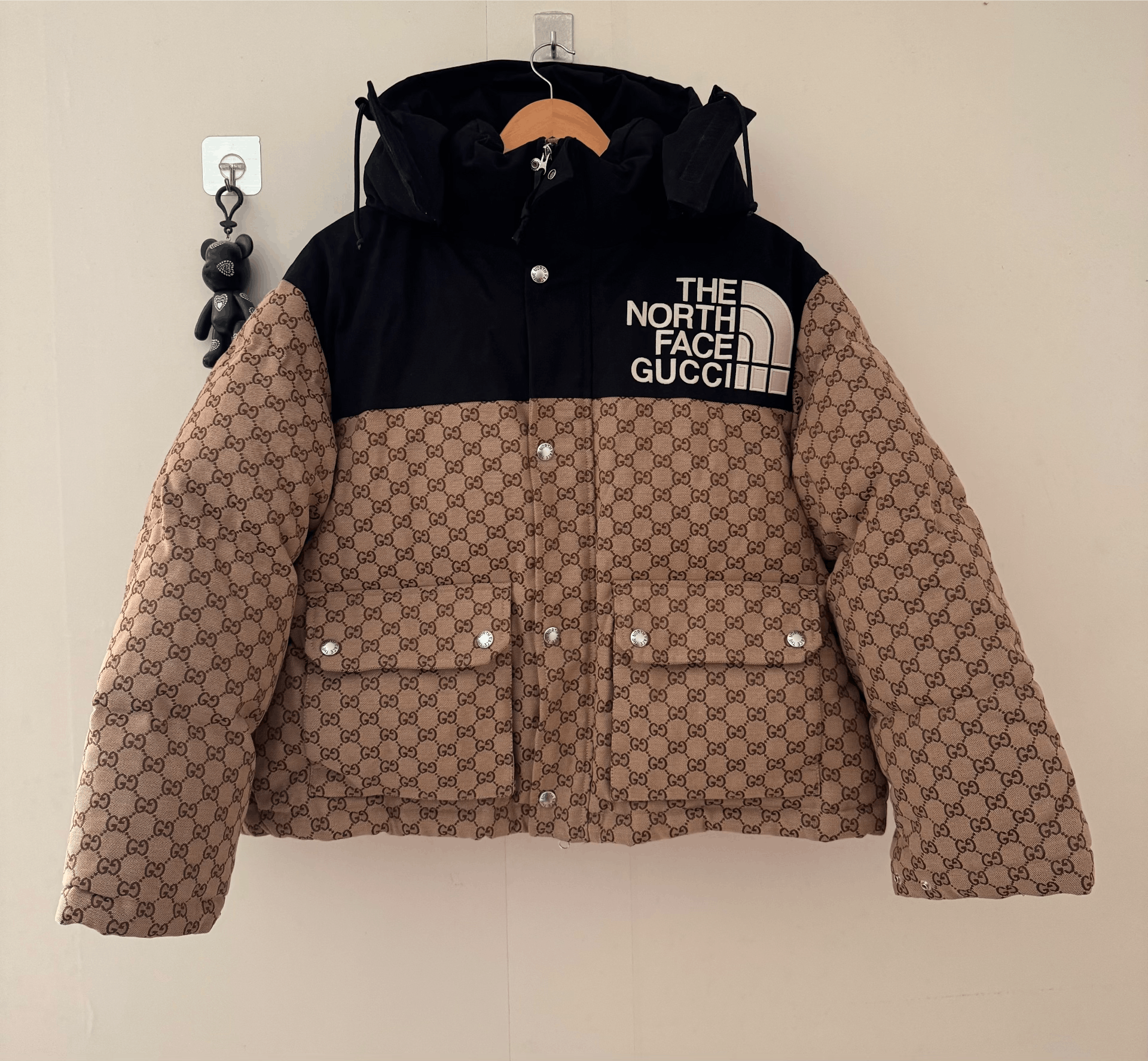 Gucci gucci x north face collaboration puffer jacket Size US L / EU 52-54 / 3 - 1 Thumbnail