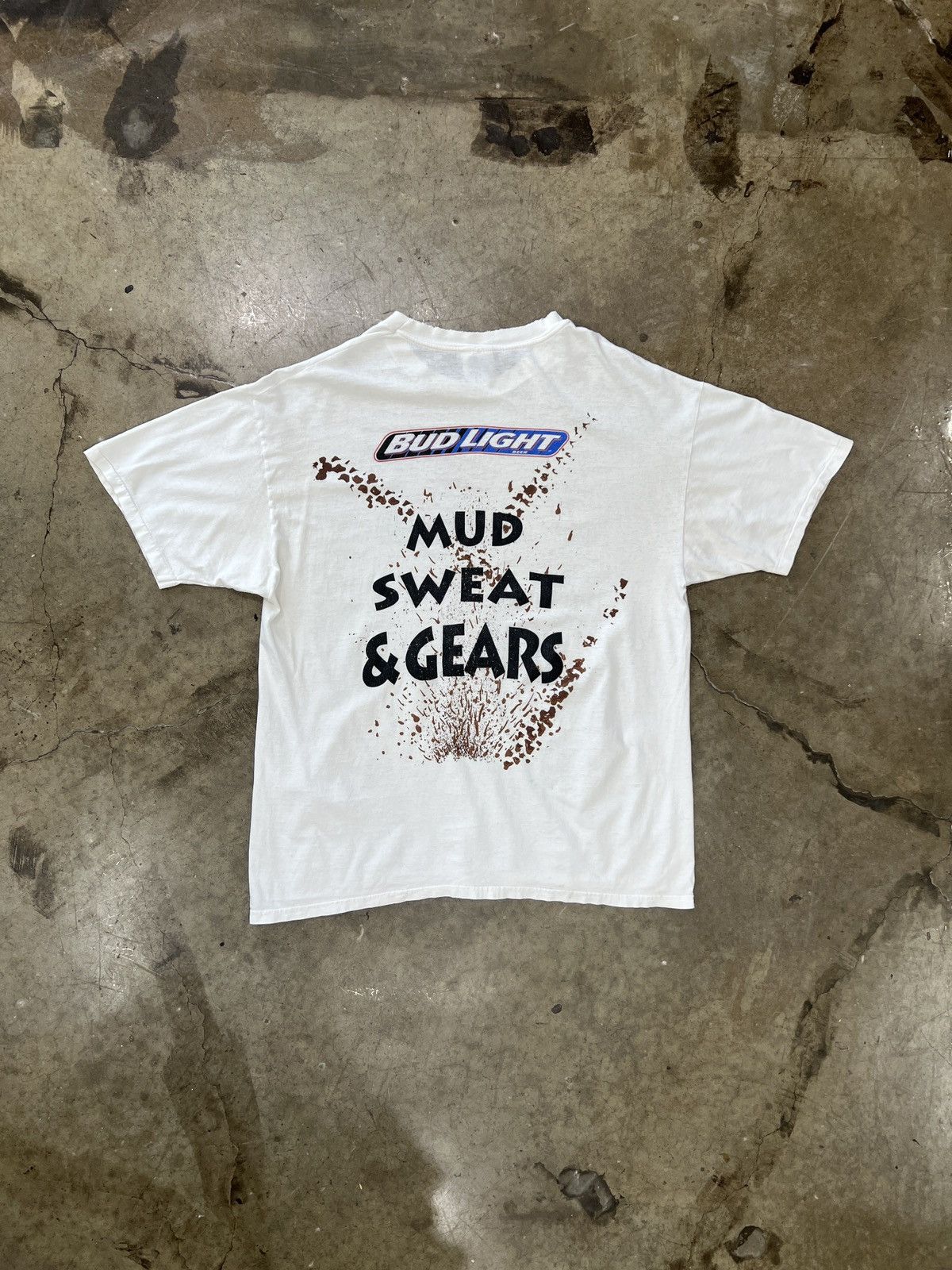 Vintage Vintage 90s Bud Light Cyclist Mud Sweat Gears Beer Tee XL Size US XL / EU 56 / 4 - 5 Thumbnail