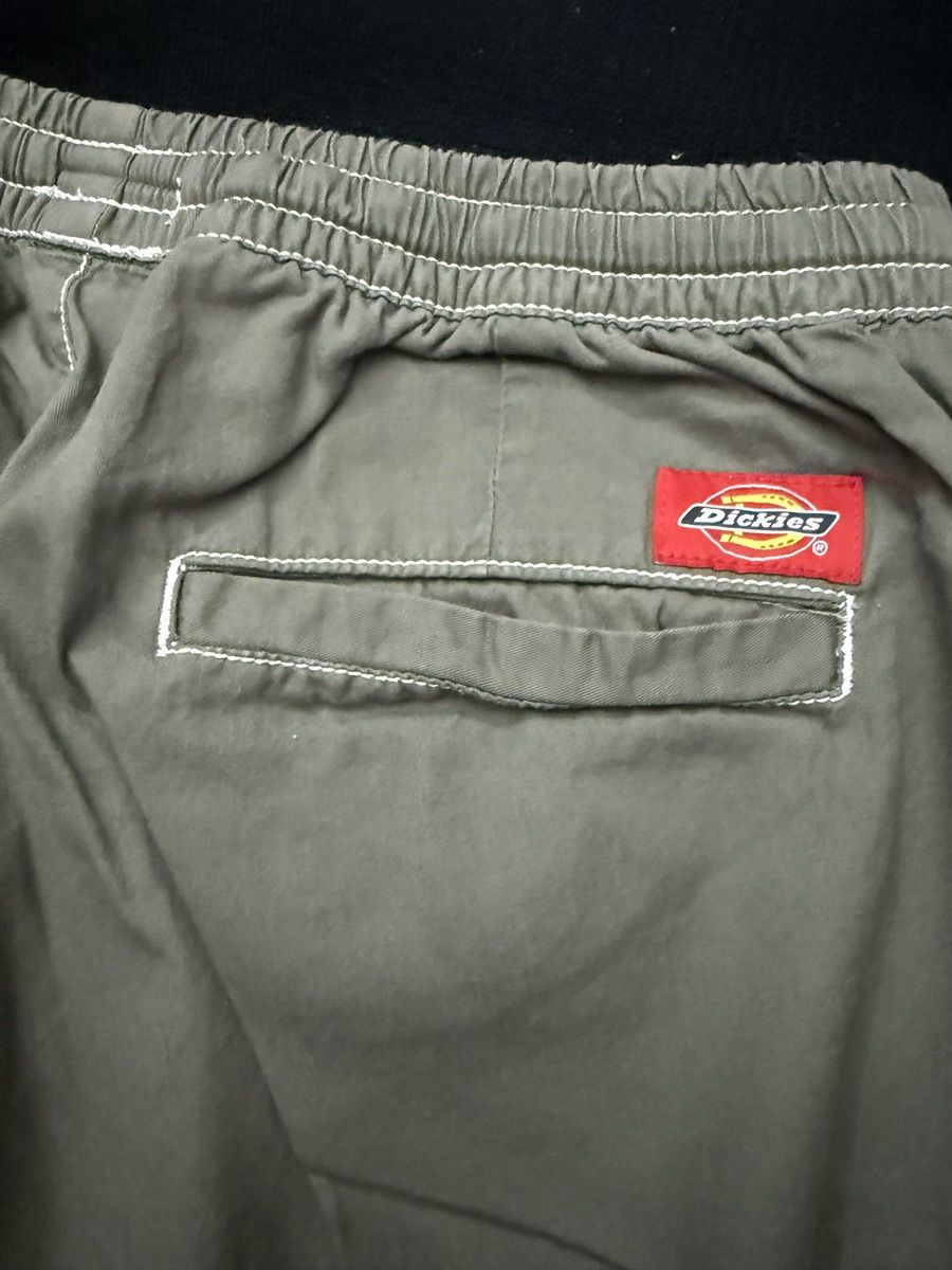 Dickies Vintage Dickies Relaxed Fit Cargo Pants Military Green Size 26" / US 2 / IT 38 - 4 Thumbnail