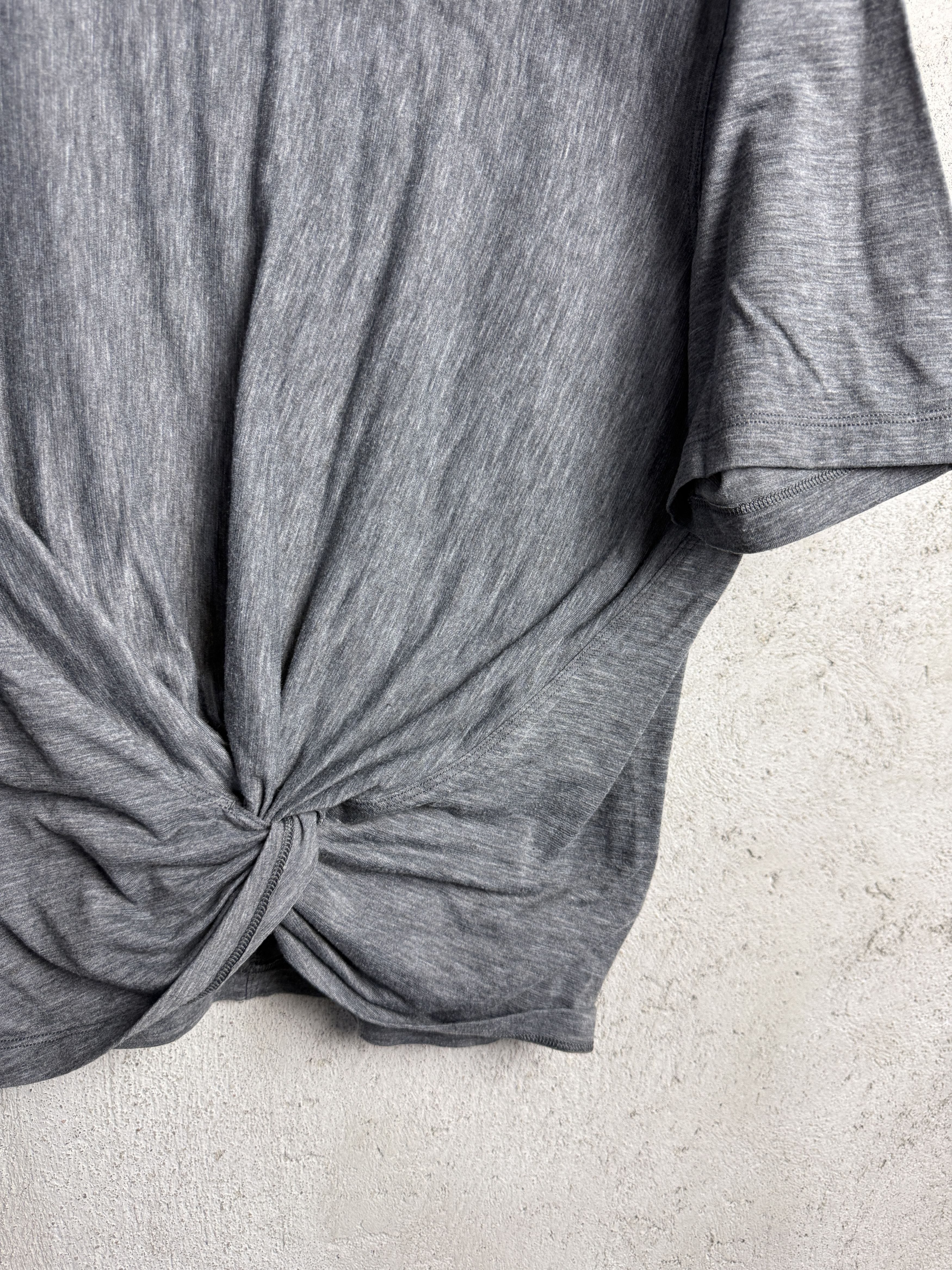 Lululemon Lululemon tied t-shirt tee casual sport gym yoga pilates Size S / US 4 / IT 40 - 3 Thumbnail