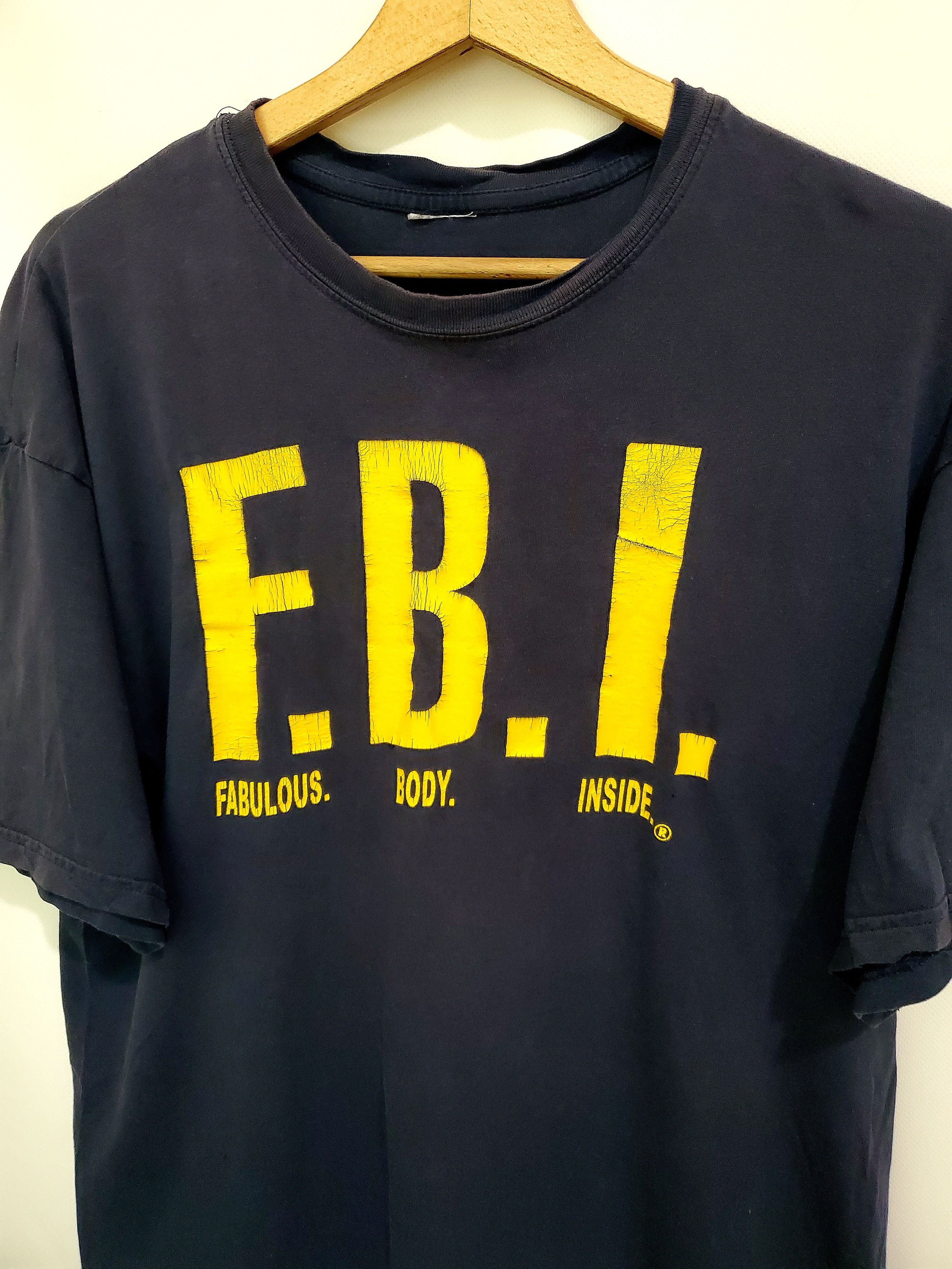Vintage VTG Y2K Funnt FBI Fabulous Body Inside Big Logo Tee👮🏼‍♂️ L Size US L / EU 52-54 / 3 - 2 Thumbnail