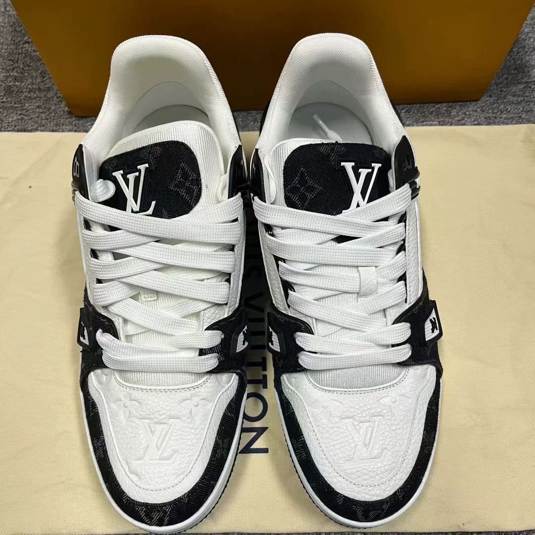 Louis Vuitton louis vuitton panda pattern low top sneakers Size US 8.5 / EU 41-42 - 3 Thumbnail