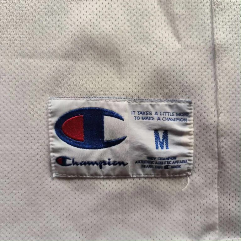 Champion New Jersey Nets Vince Carter Champion EU home NBA jersey M Size US M / EU 48-50 / 2 - 3 Thumbnail