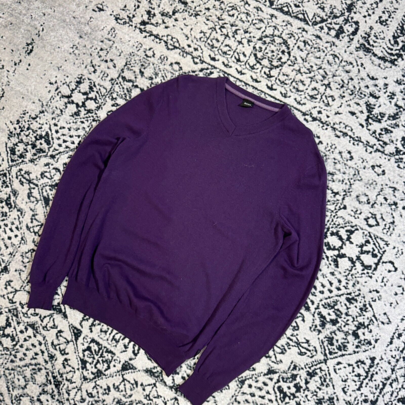 Hugo Boss × Vintage Hugo Boss Vintage Purple Wool Sweater Size M V-Neck Y2K 90s Size US M / EU 48-50 / 2 - 2 Thumbnail