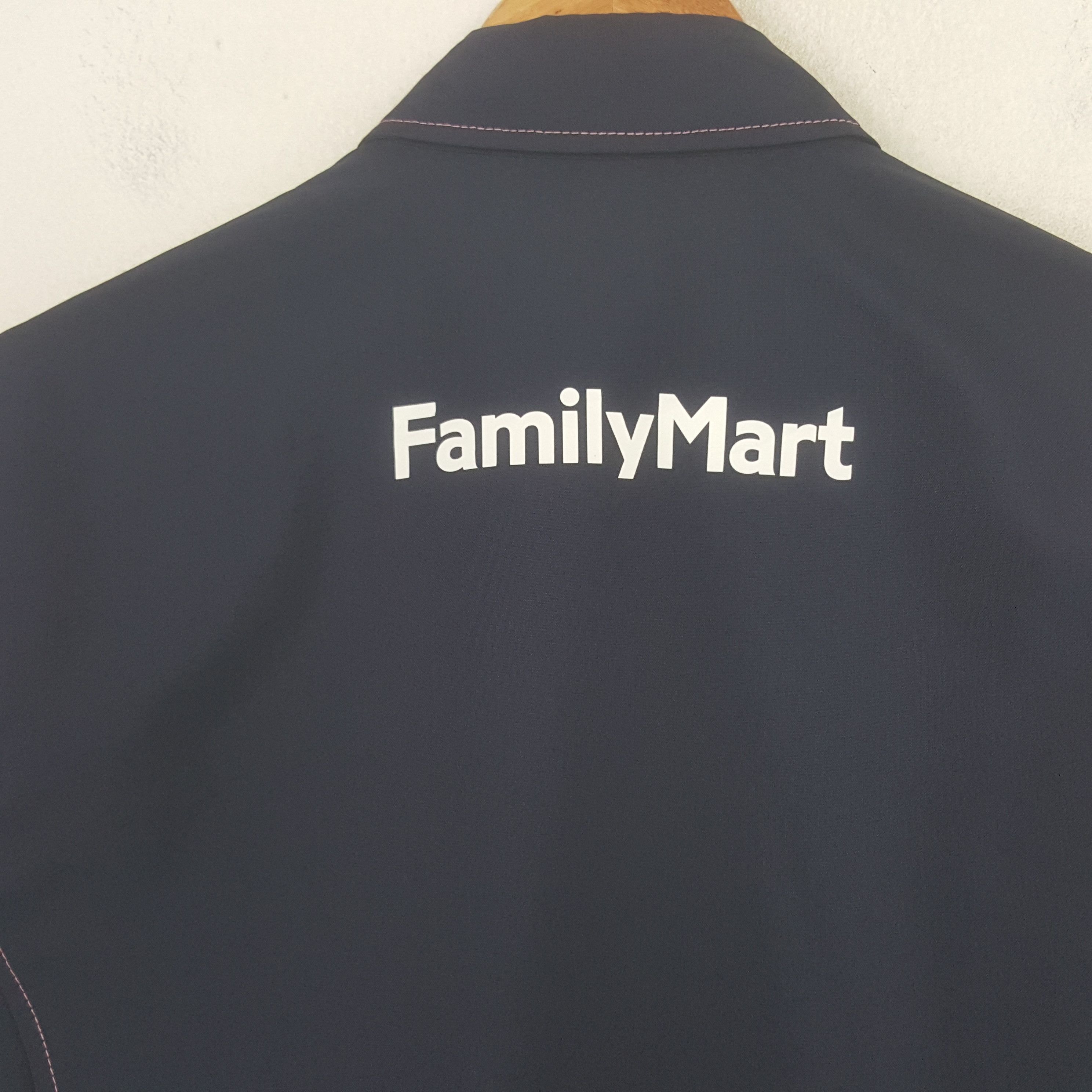Japanese Brand Vintage Family Mart Japanese Uniform Jacket C299N66 Size US M / EU 48-50 / 2 - 2 Thumbnail