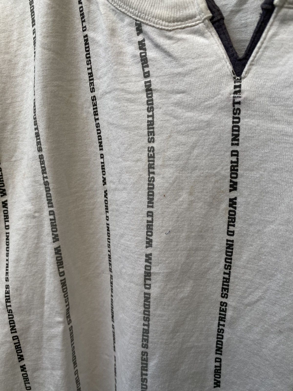 World Industries World Industries Y2K Vintage Tee Size US L / EU 52-54 / 3 - 3 Thumbnail
