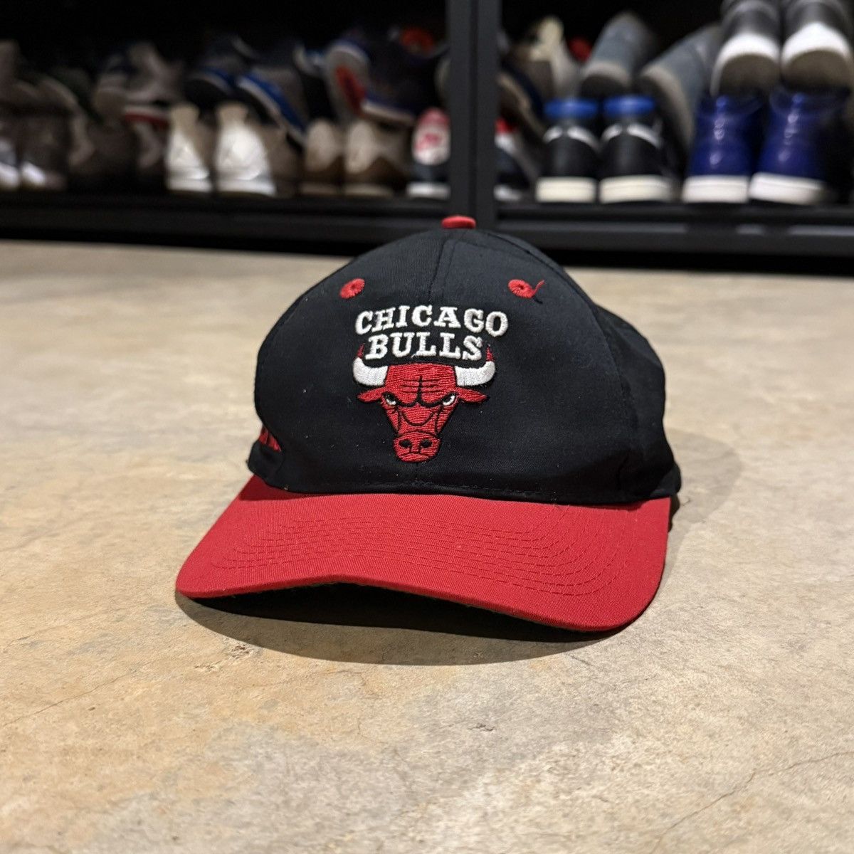 Vintage 1990s Chicago Bulls NBA Spellout Logo Snapback Hat Size ONE SIZE - 2 Thumbnail