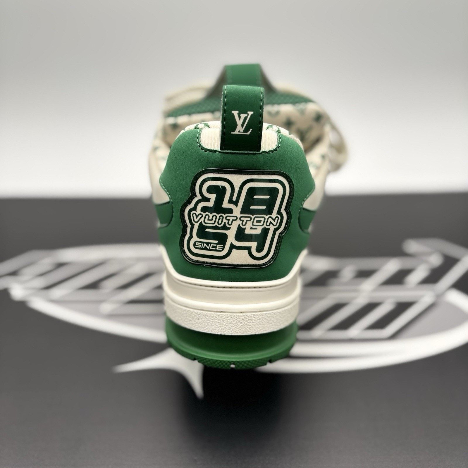 Louis Vuitton Louis Vuitton Skate ' Green, White ' | GREAT CONDITION! Size US 10.5 / EU 43-44 - 12 Thumbnail