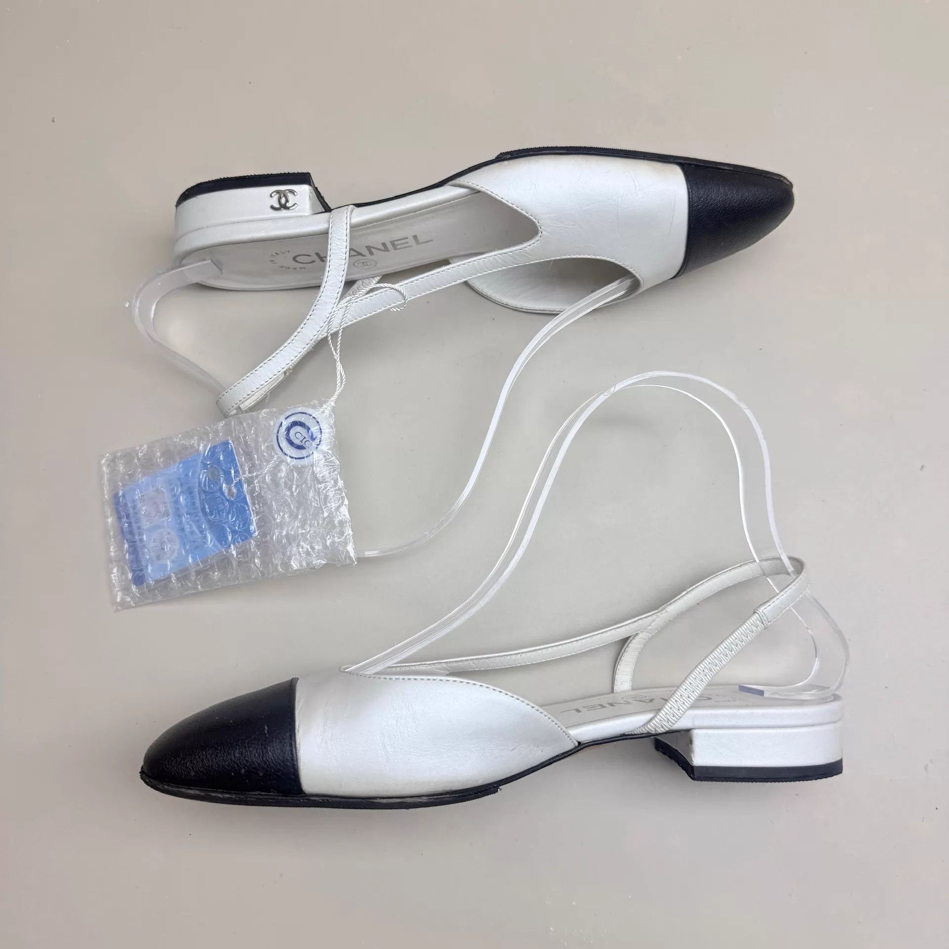 Chanel CHANEL Black & White CC Slingback 36 95 New Size US 5.5 / IT 35.5 - 5 Thumbnail