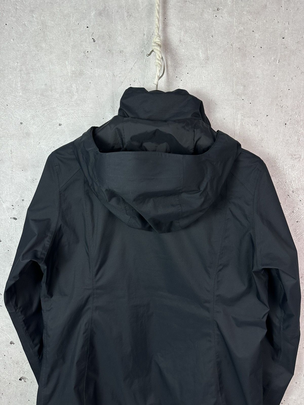 The North Face The North Face Dryvent Black Nylon Women’s Hooded Jacket Size L / US 10 / IT 46 - 7 Thumbnail