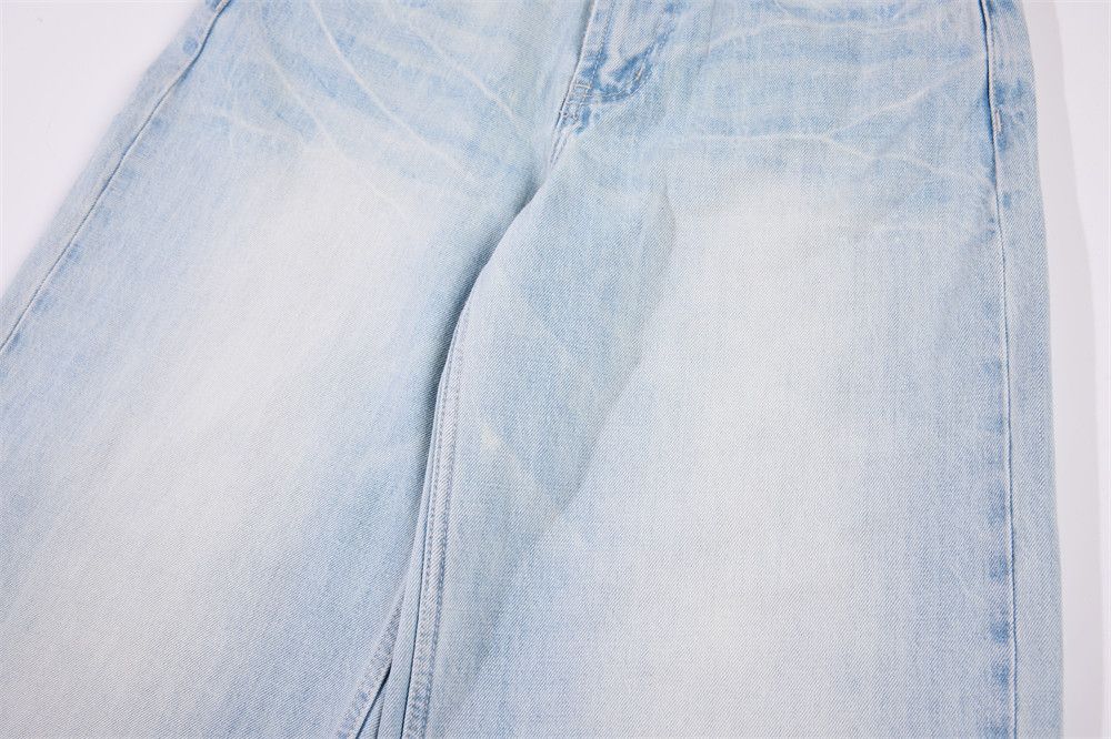 Jean Retro men's distressed washed light-colored jeans Size US 32 / EU 48 - 4 Thumbnail