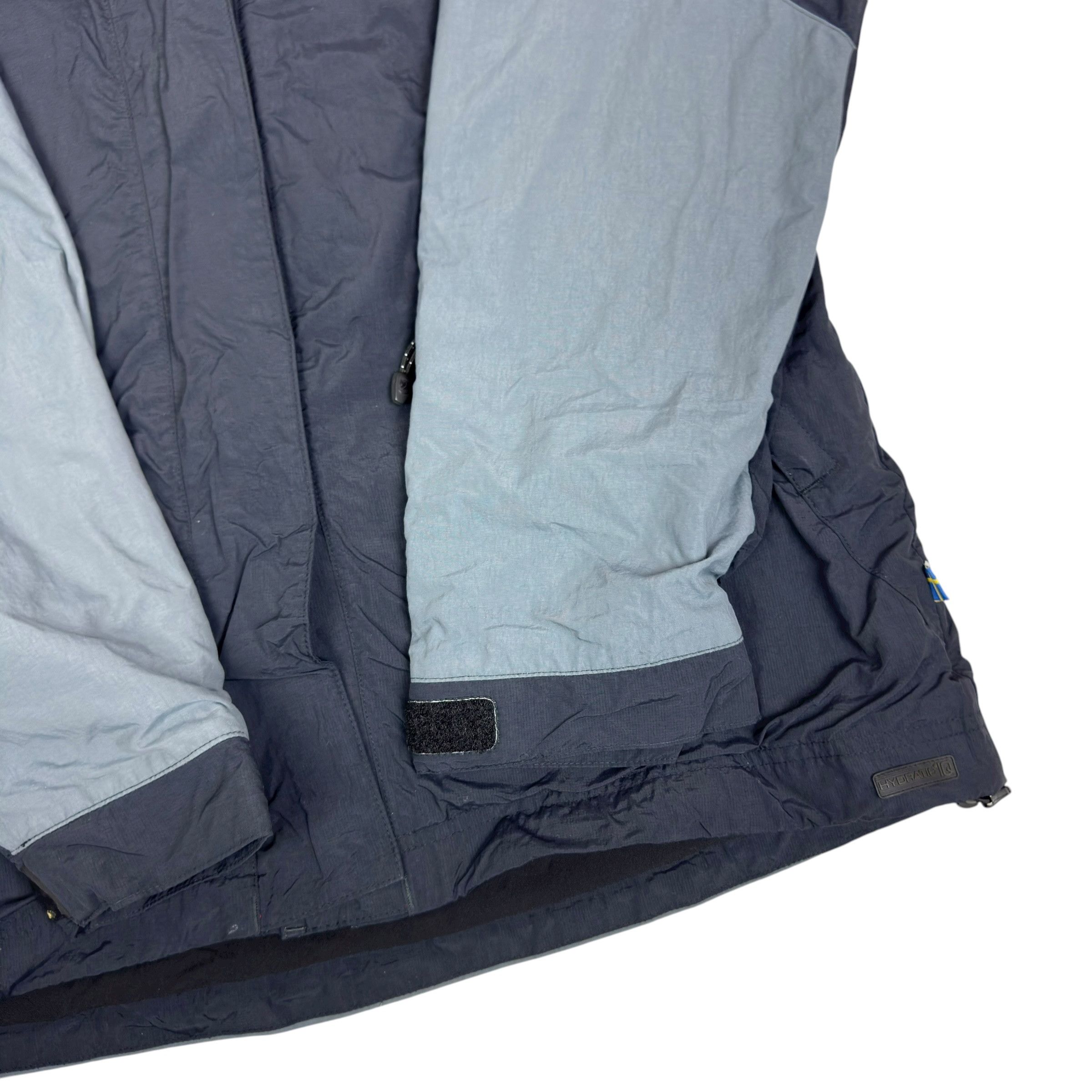 Fjallraven Vintage Fjallraven Black Gray Gore-Tex Jacket Medium Size US M / EU 48-50 / 2 - 9 Thumbnail