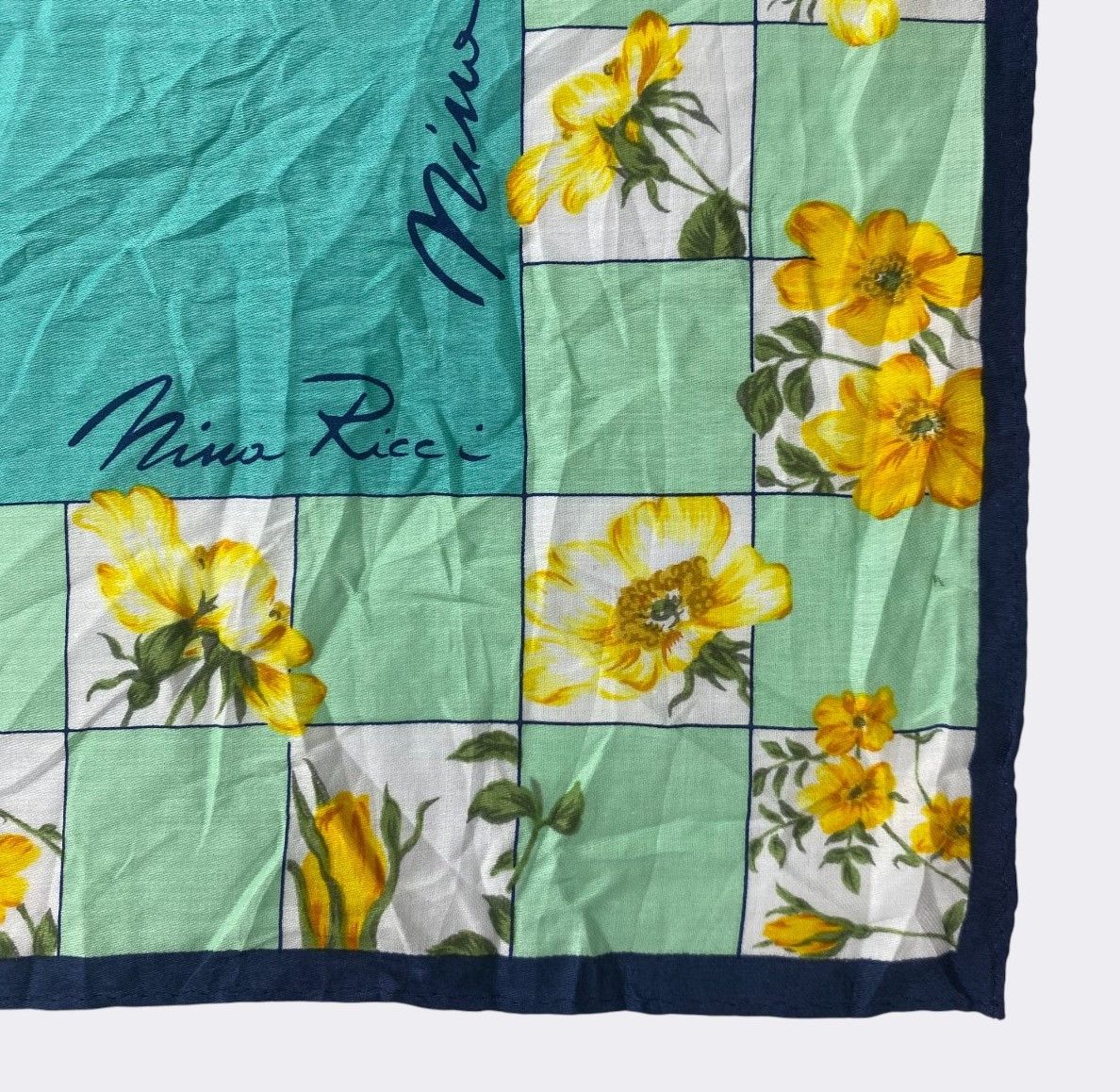 Other Vintage Nina Ricci Handkerchief Neckerchief Bandana H221R Size ONE SIZE - 3 Thumbnail