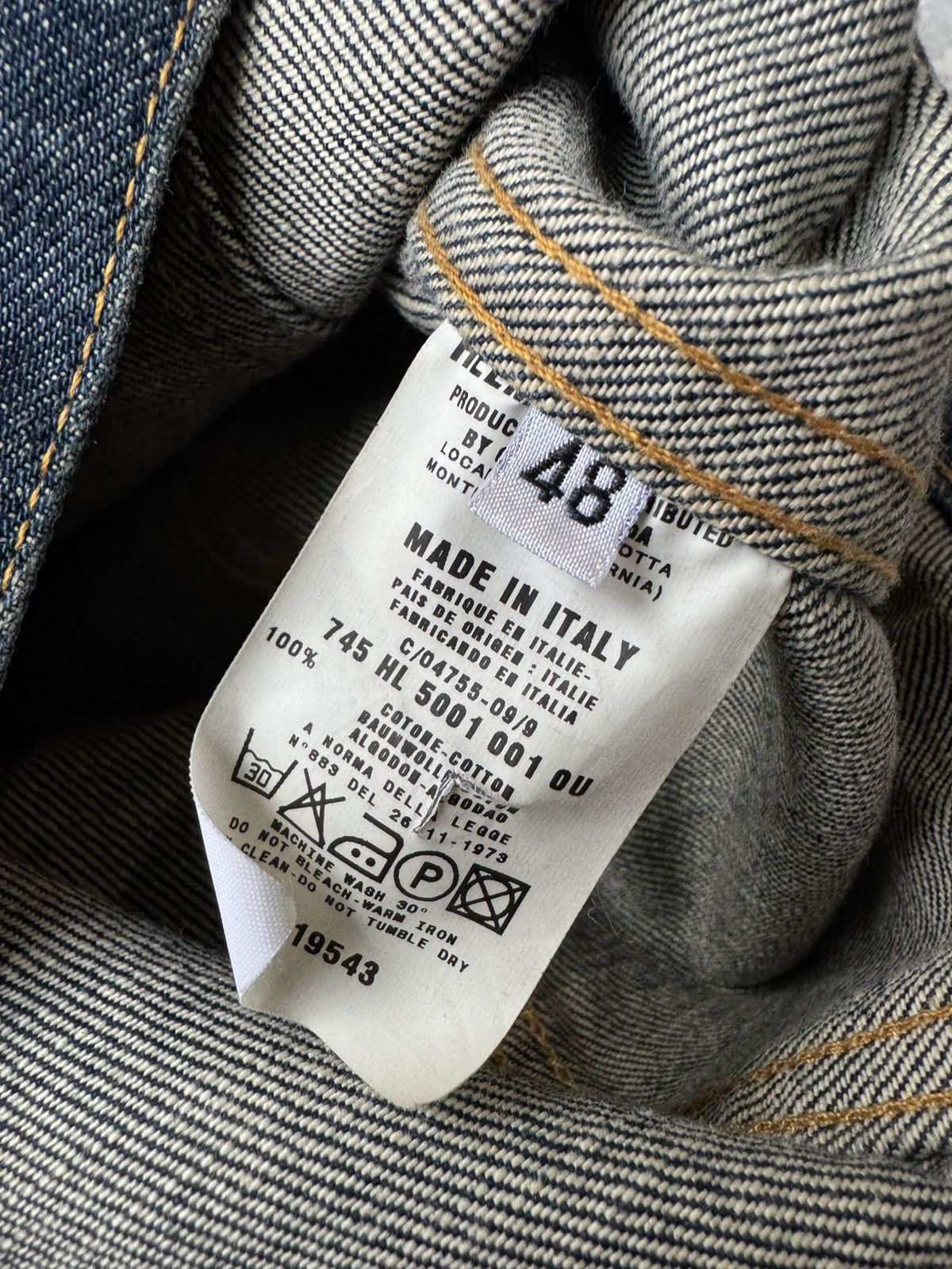 Helmut Lang Helmut Lang 1999 Type III Classic Denim Trucker Jacket Size US M / EU 48-50 / 2 - 7 Thumbnail