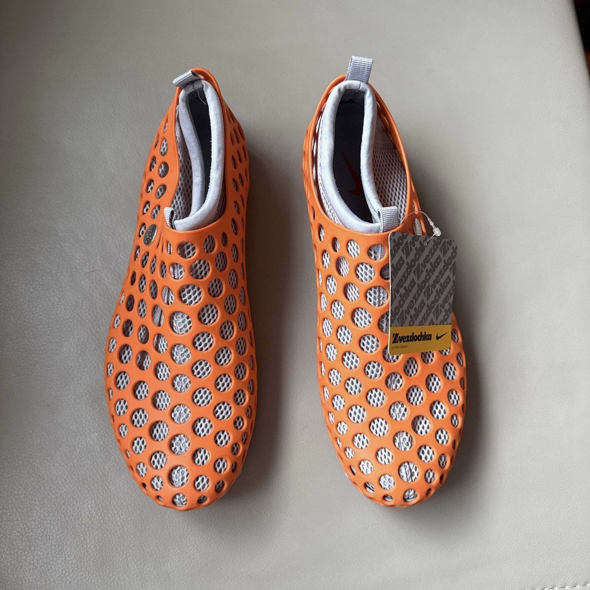 Marc Newson Nike Zvezdochka by Marc Newson in Pro Orange Size US 10 / EU 43 - 3 Thumbnail