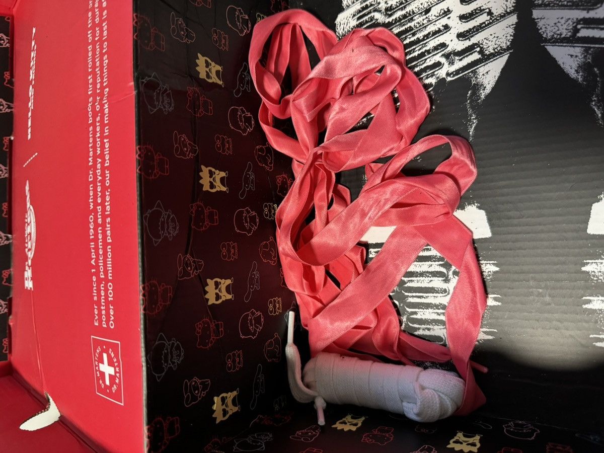 Dr. Martens Hello Kitty x Dr. Martens Size US 6 / IT 36 - 6 Thumbnail