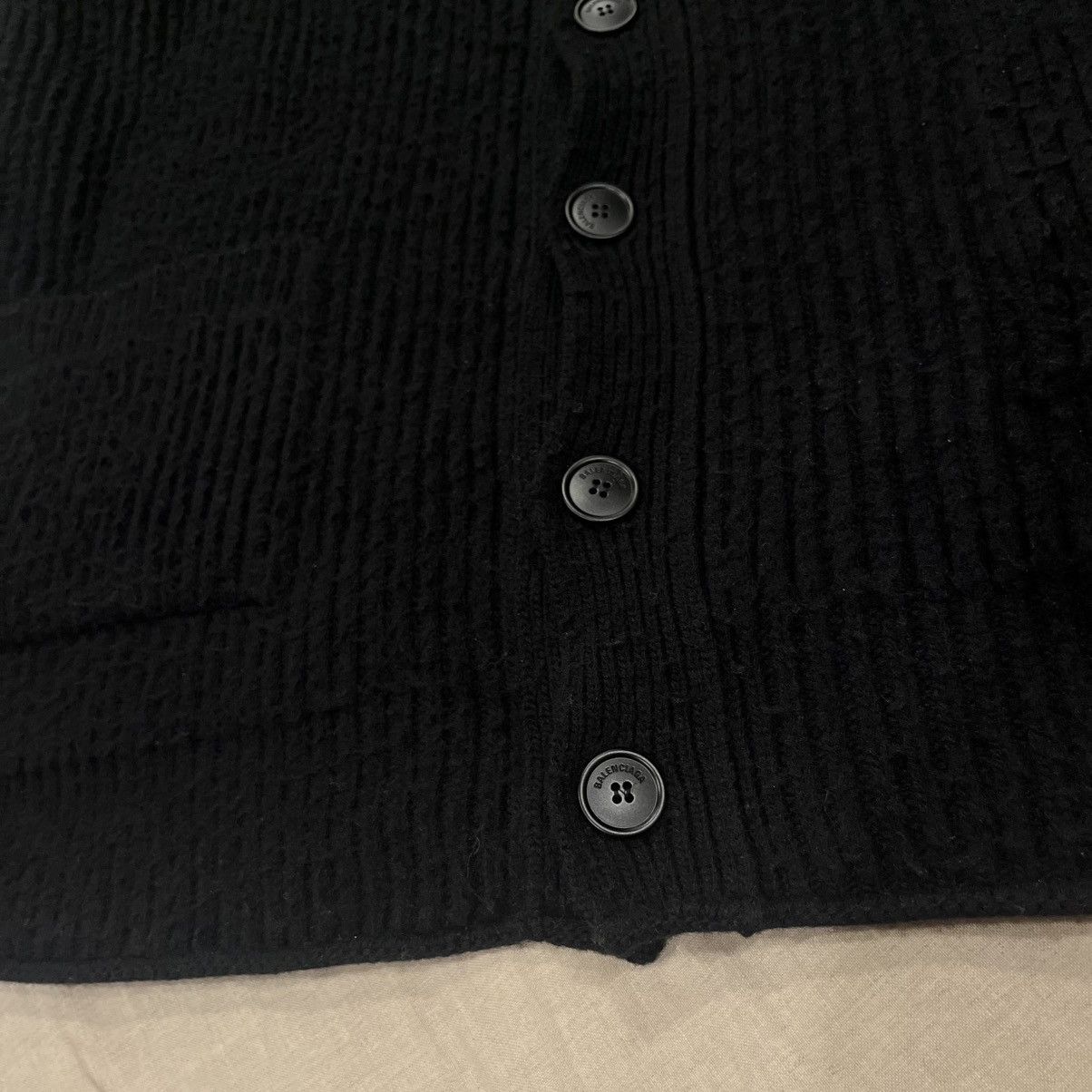 Balenciaga $2050 Balenciaga College Logo Heavy Wool Piled Knit Cardigan Size US L / EU 52-54 / 3 - 6 Thumbnail