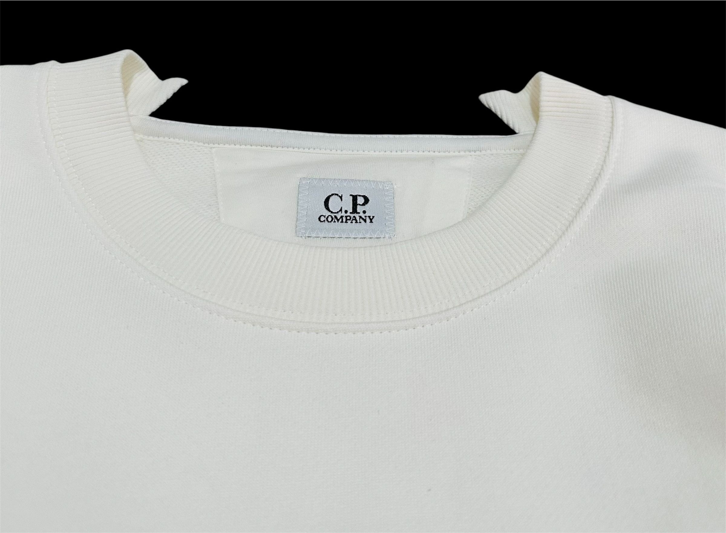 C.P. Company Diagonal Raised Fleece Sweatshirt Size US XL / EU 56 / 4 - 4 Thumbnail