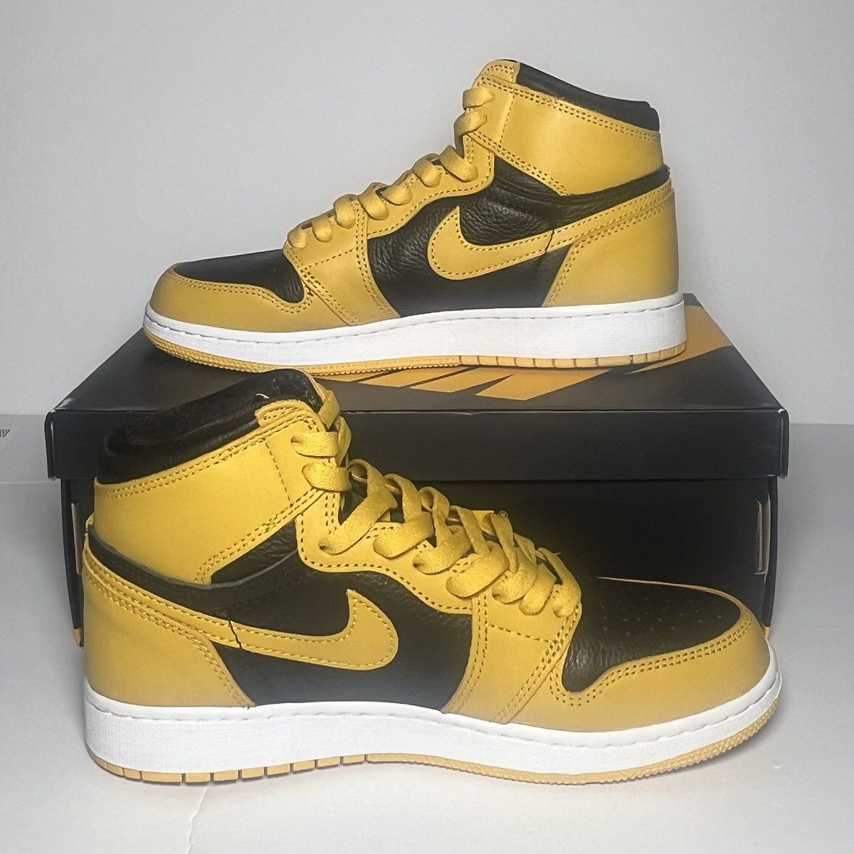 Jordan Brand Jordan 1 Retro High OG ‘Pollen’ Size US 6 / EU 39 - 3 Thumbnail